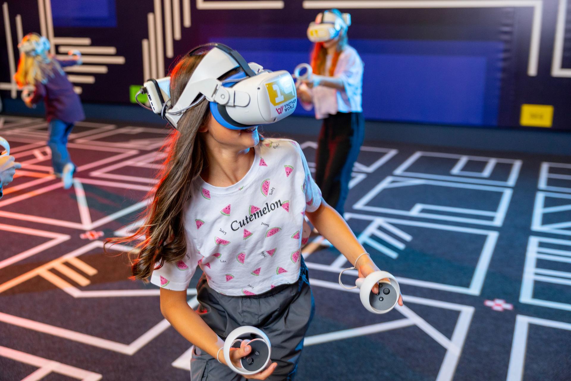 Another World VR Game Experience in Klang Valley - Thumbnail 7