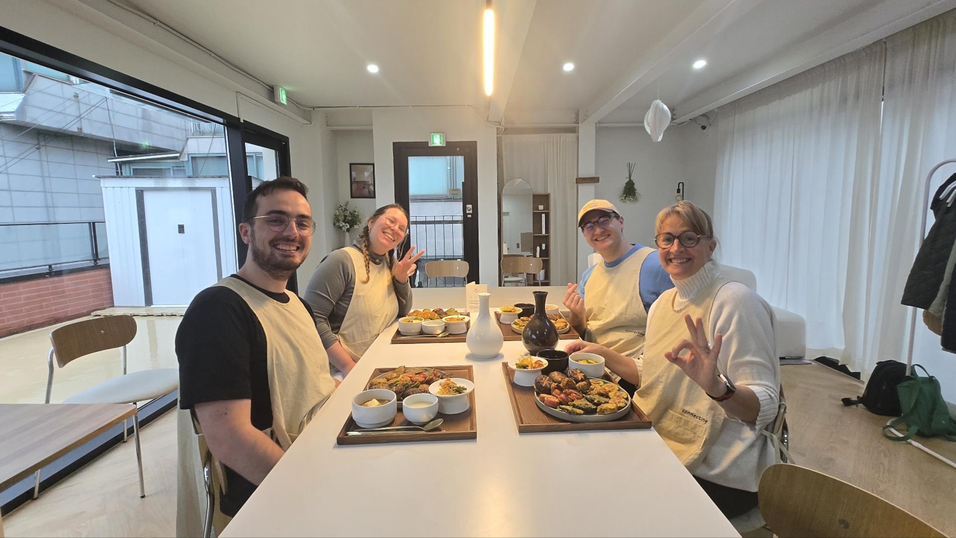 Cooking Class in Mangwon Market with a Trained Michelin-Starred Chef - Thumbnail 4