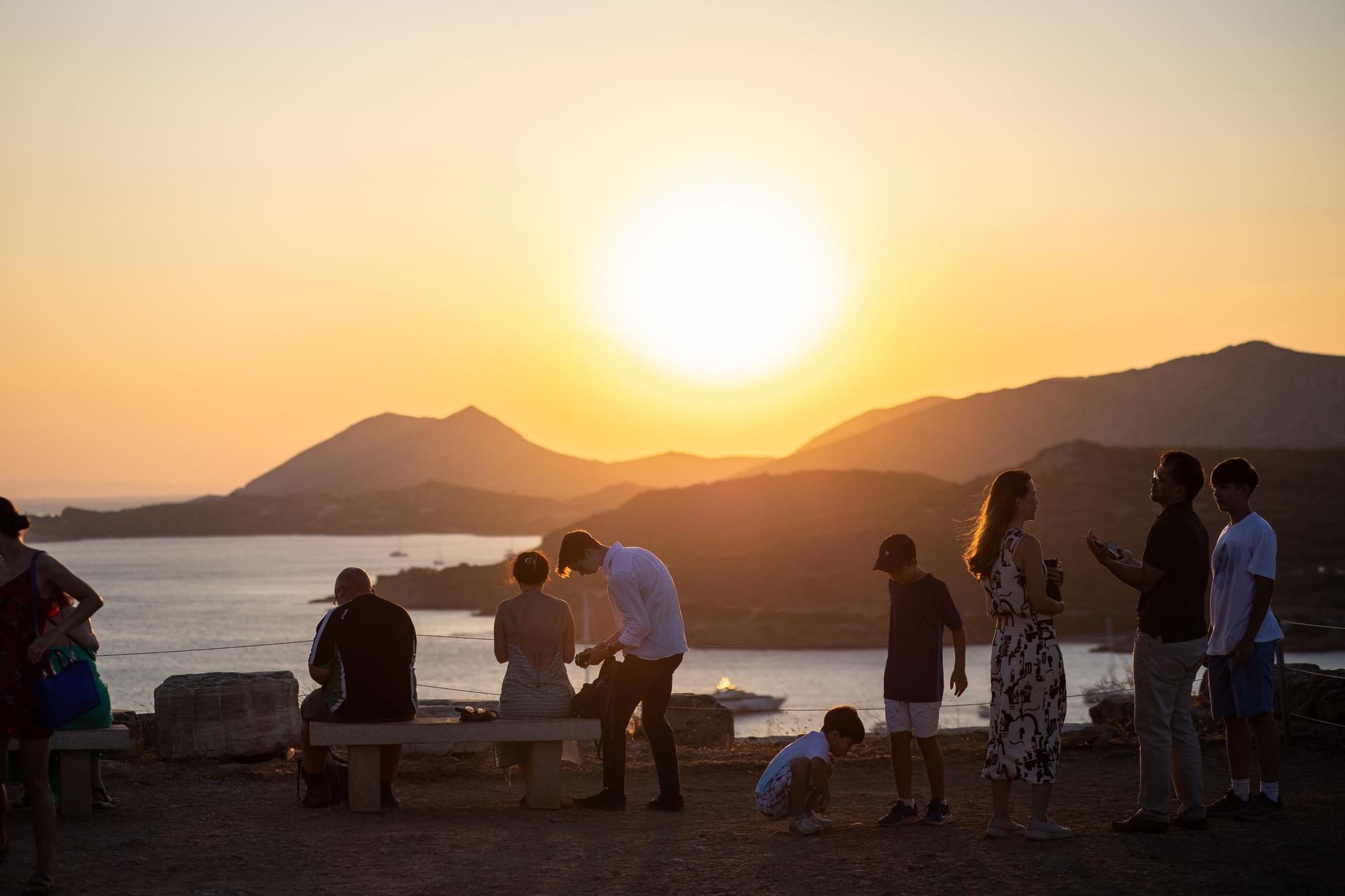 Cape Sounion and Temple of Poseidon Sunset Tour - Thumbnail 8