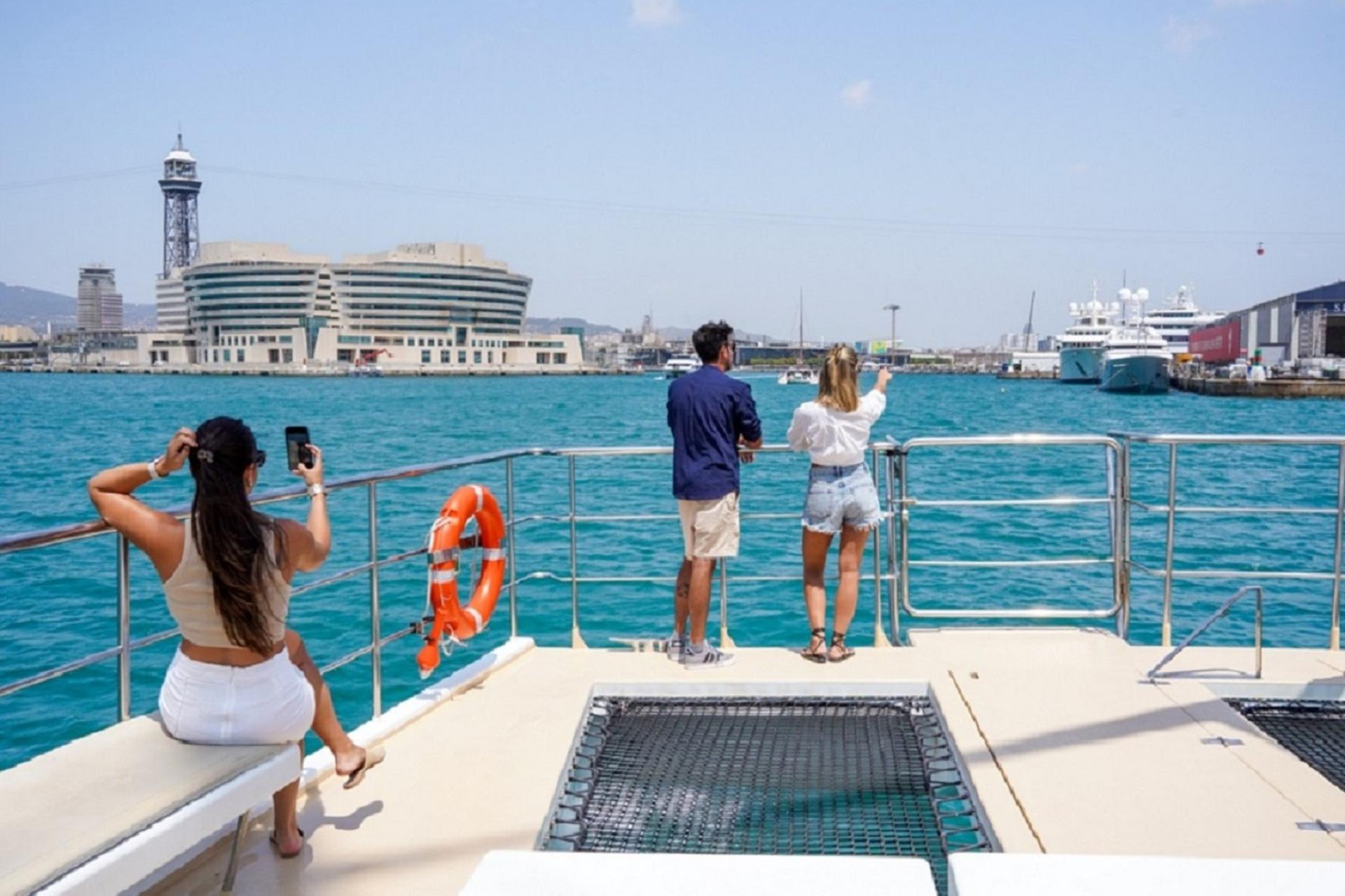 Chill Out Catamaran Experience in Barcelona - Thumbnail 6