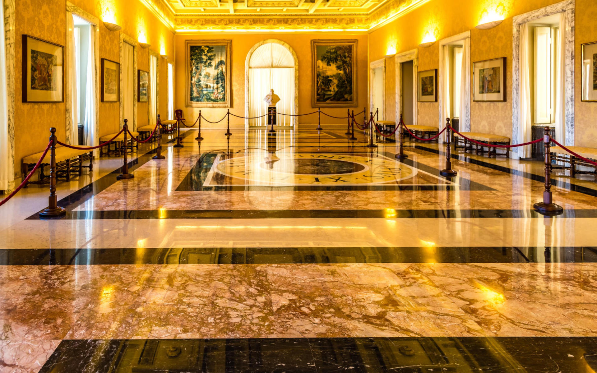 Papal Palace & Secret Gardens of Castel Gandolfo ticket - Thumbnail 5