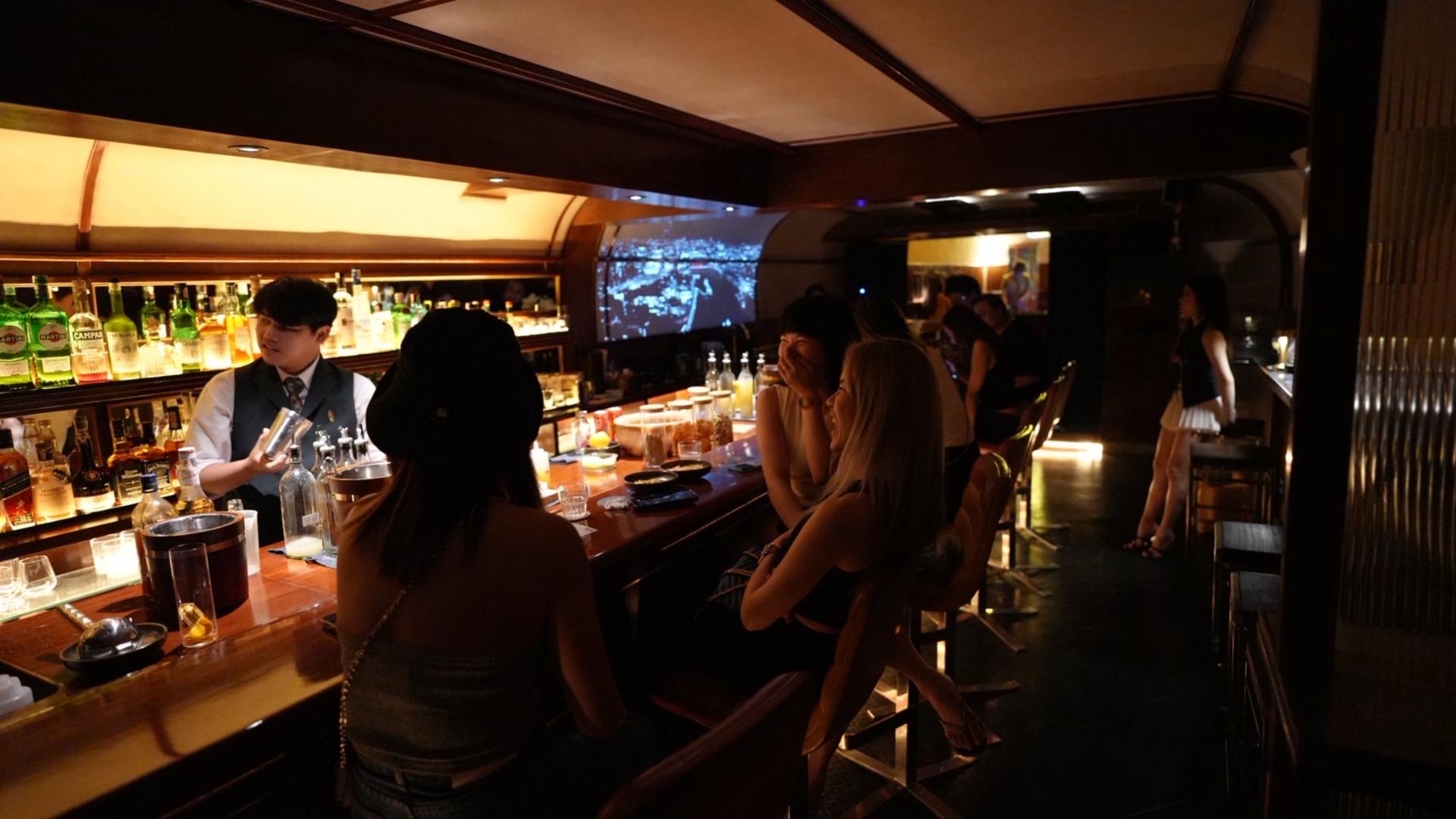 WYWS Crafted Cocktail Bar & Fusion Cuisine - Thumbnail 4