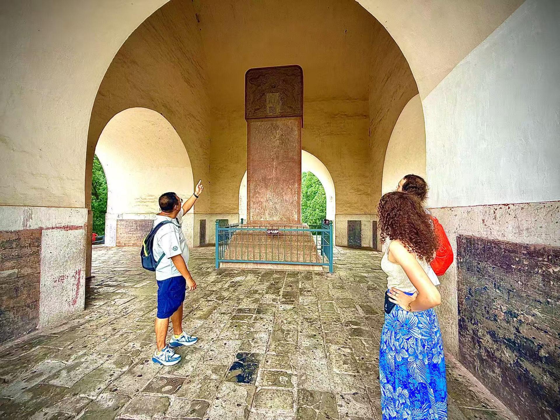Beijing Juyongguan Great Wall & Ming Tombs Full-Day Private Tour - Thumbnail 8