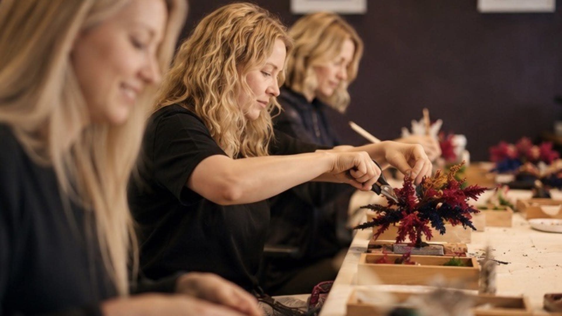 Tokyo: Japanese Bonsai Art & Lucky Daruma Workshop - Thumbnail 3