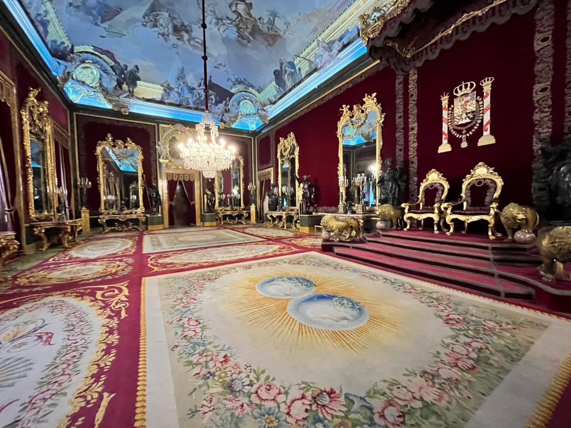 Madrid : Royal Palace Expert Guided Tour - Thumbnail 9