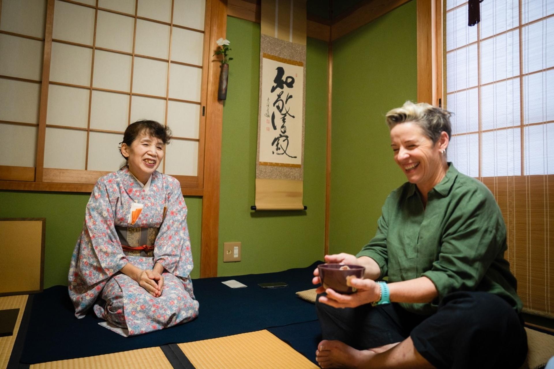 Kyoto: Tea Ceremony Experience in a Small Tea Room - Thumbnail 3