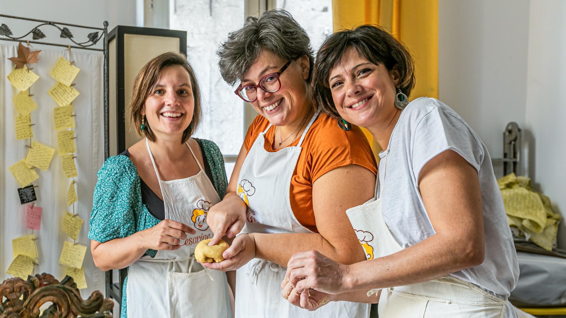 Pasta and tiramisu cooking class in Catania - Thumbnail 4