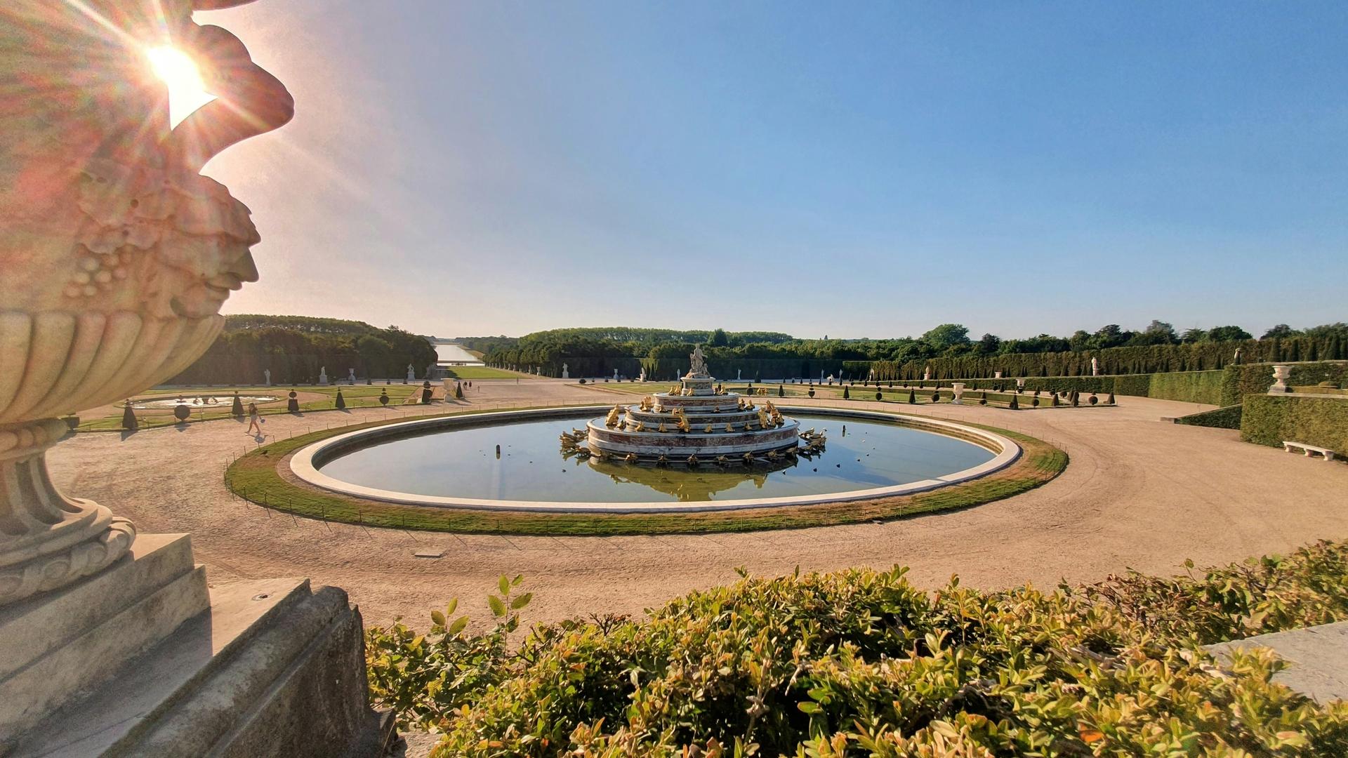 Versailles Historic Palace and Gardens Guided Tour - Thumbnail 10