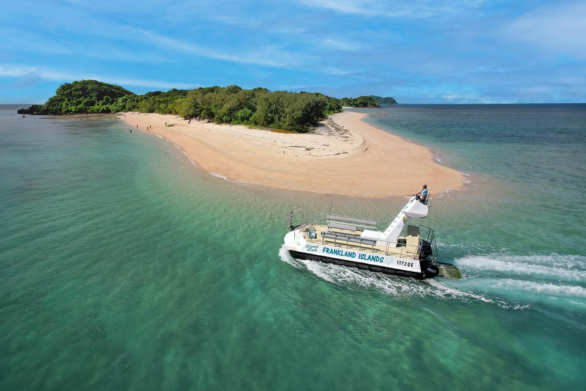 Frankland Islands Reef Cruises - Thumbnail 10