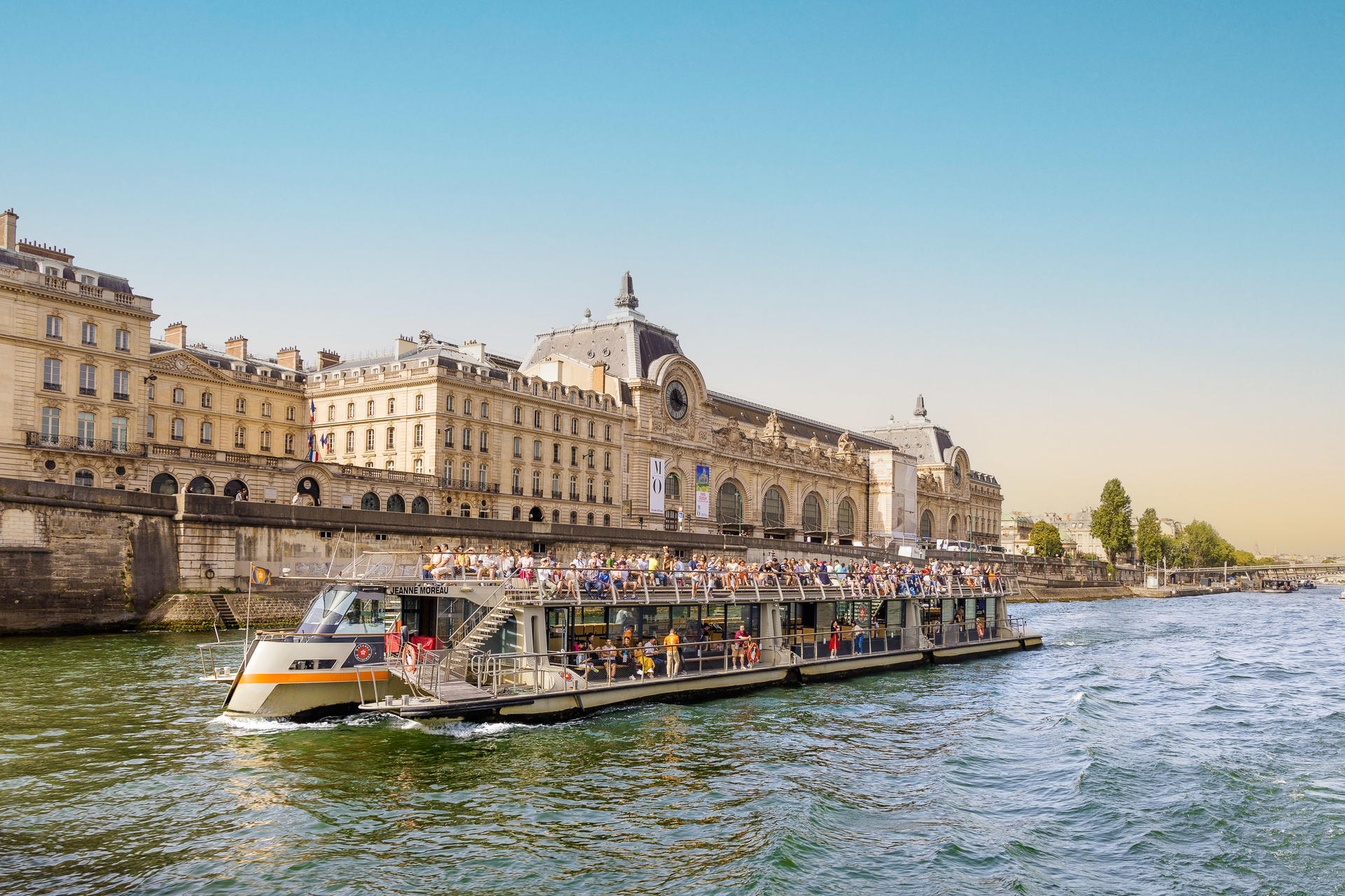 Paris Day Trip and Sightseeing Cruise from Disneyland Paris - Thumbnail 13