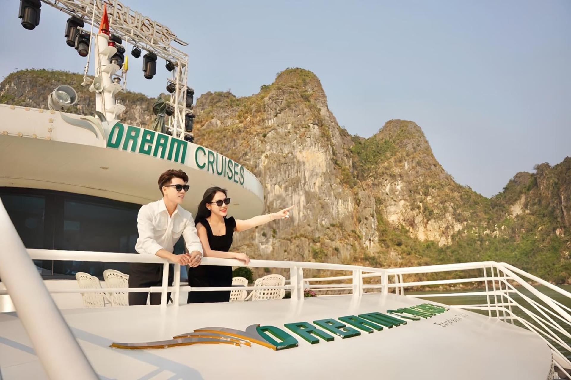 V-Dream Day Cruise: Ha Long Bay, Sung Sot, Ti Top - Thumbnail 10