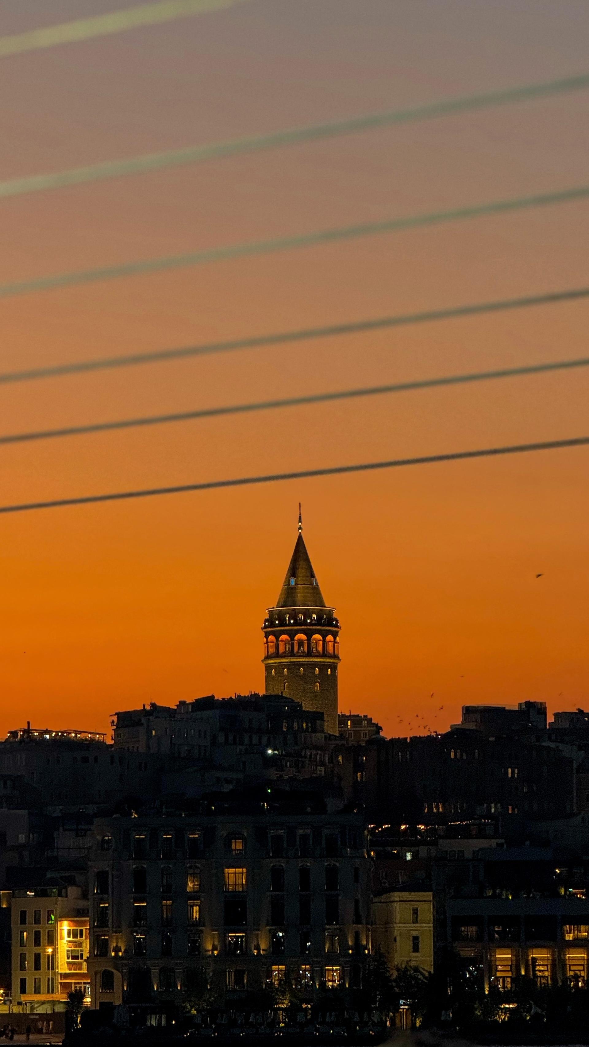 Spectacular Istanbul Sunset Cruise: 3 Hours with Asian Side Explore - Image 1