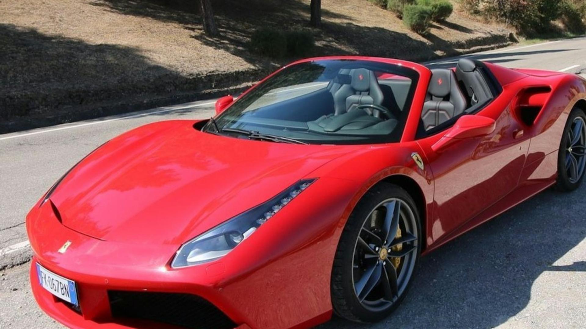 Ferrari Portofino test drive experience in Maranello - Thumbnail 5