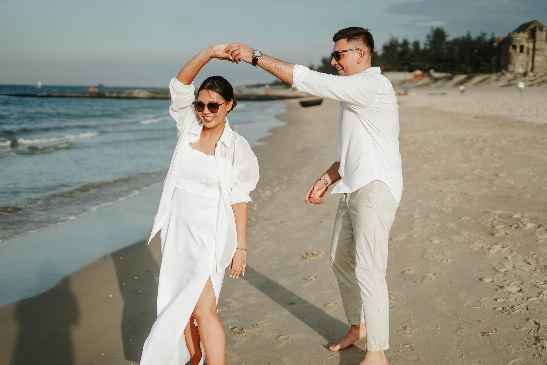 Da Nang: Beach Photoshoot with Professional Photographer - Thumbnail 31