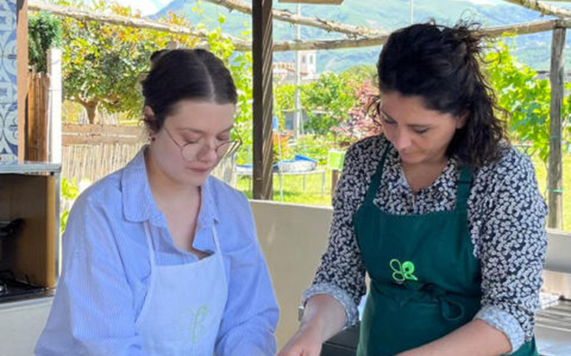Traditional Italian Cooking Class with Fresh Pasta Making in Pompeii - Thumbnail 6
