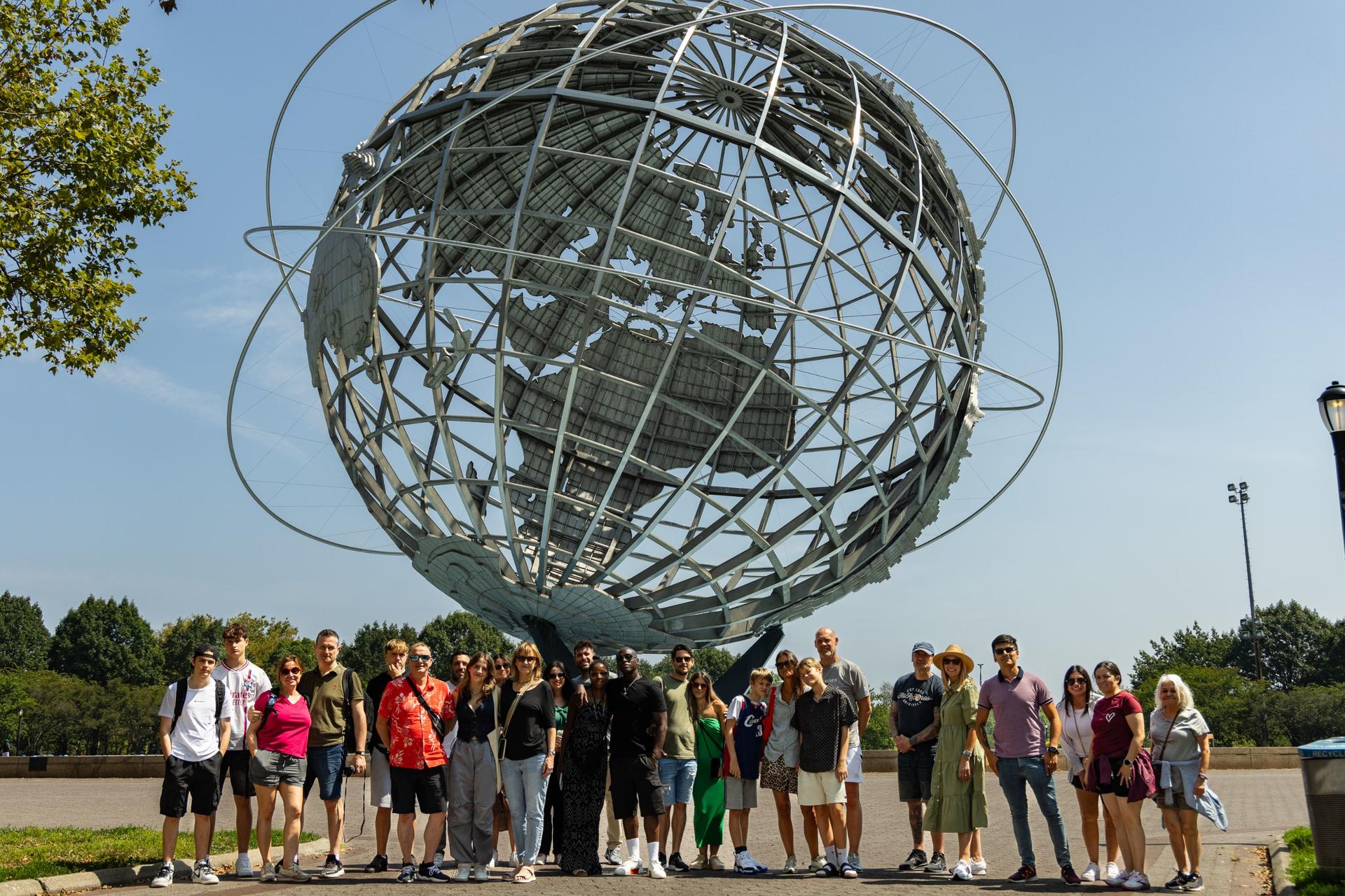 Manhattan, Bronx, Queens & Brooklyn Tour from New York - Image 1