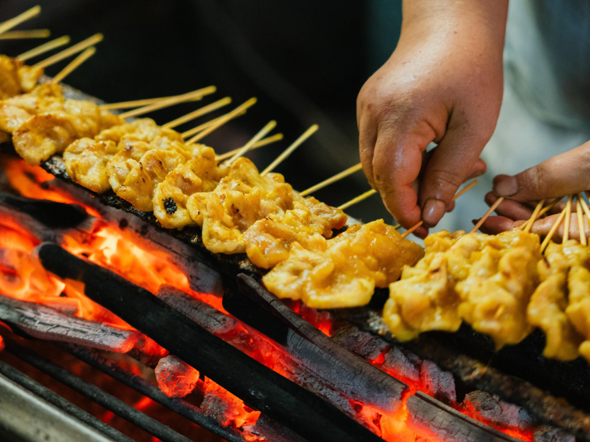 Bangkok: Street Food and Night Lights by Tuk Tuk - Thumbnail 7