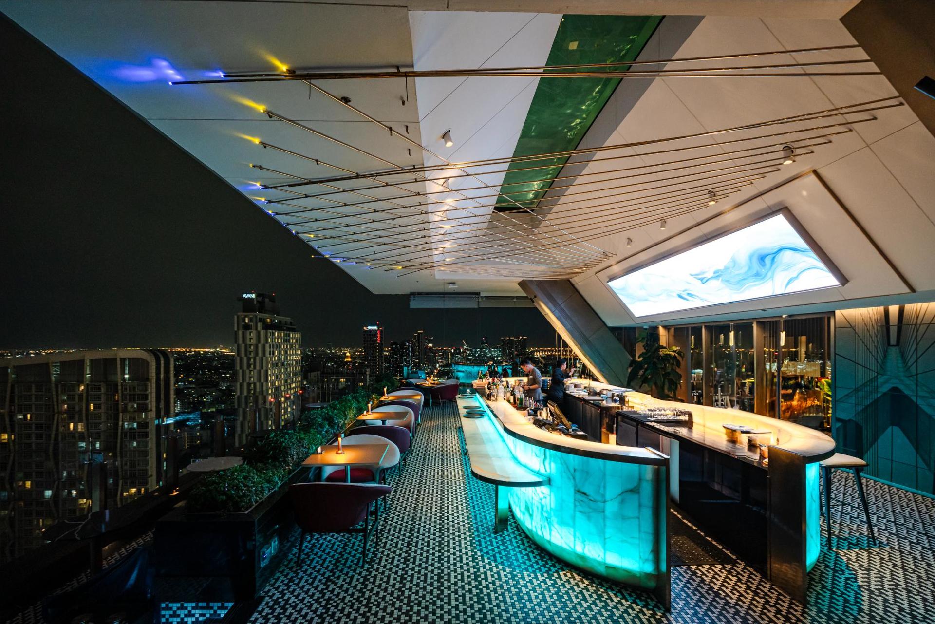 LUZ Bangkok Tapas Rooftop Bar at INNSiDE by Melia Bangkok Sukhumvit (BTS Onnut) - Thumbnail 10