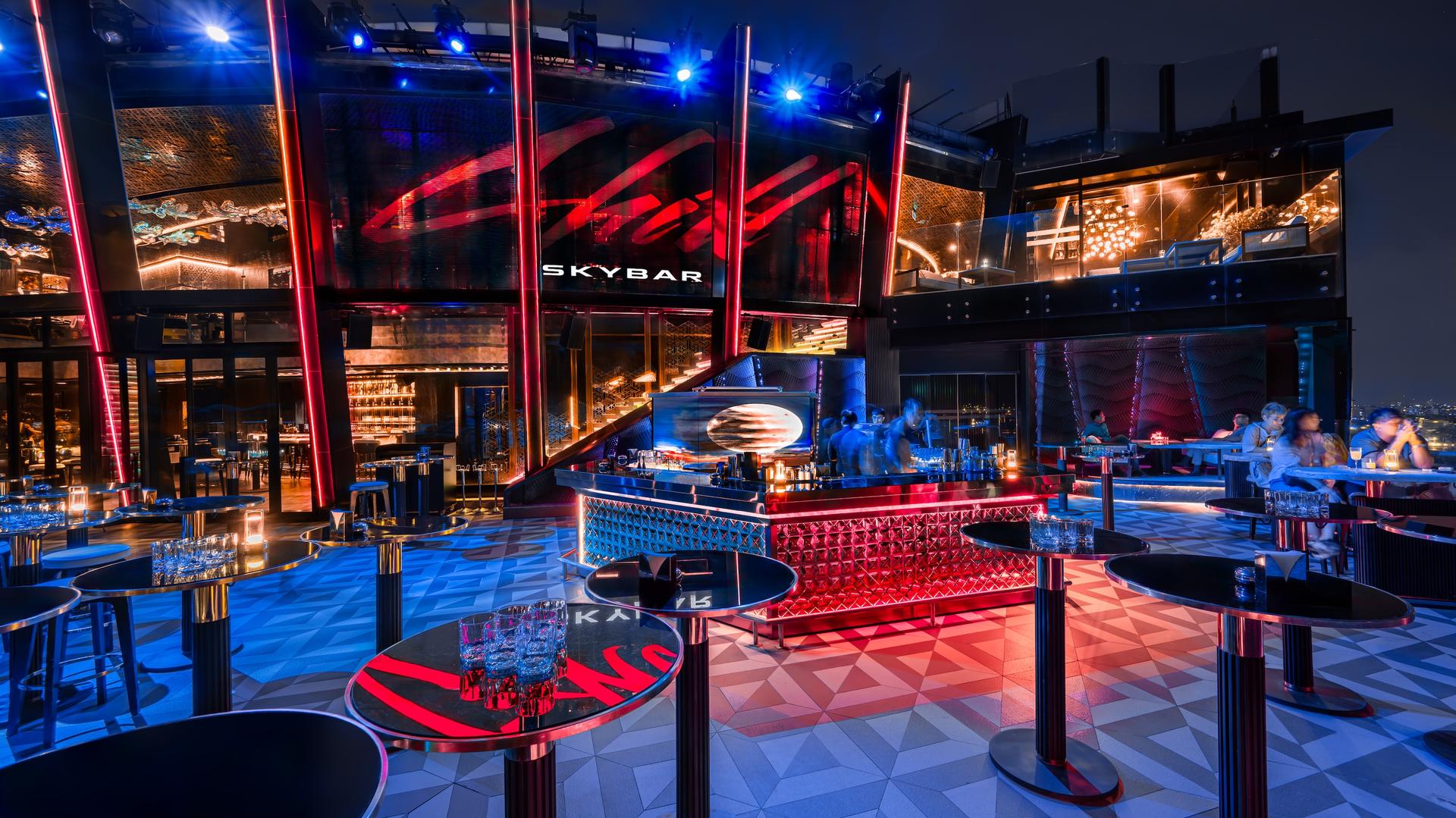 Chill Skybar: Rooftop Dining, Drinks & Dance - All-in-One in Saigon - Thumbnail 9