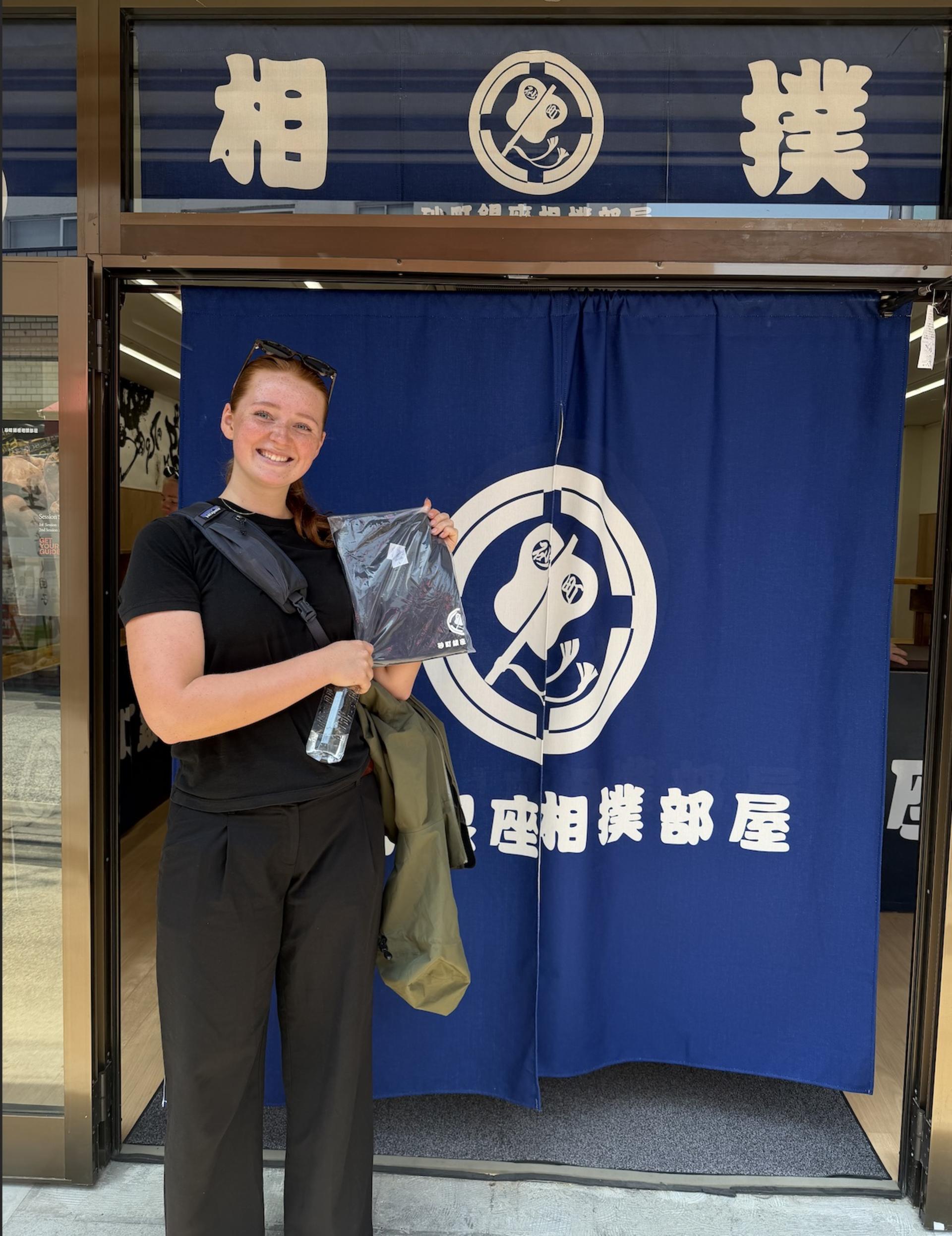 Authentic Sumo Show & Experience in a Local Tokyo Street - Thumbnail 28