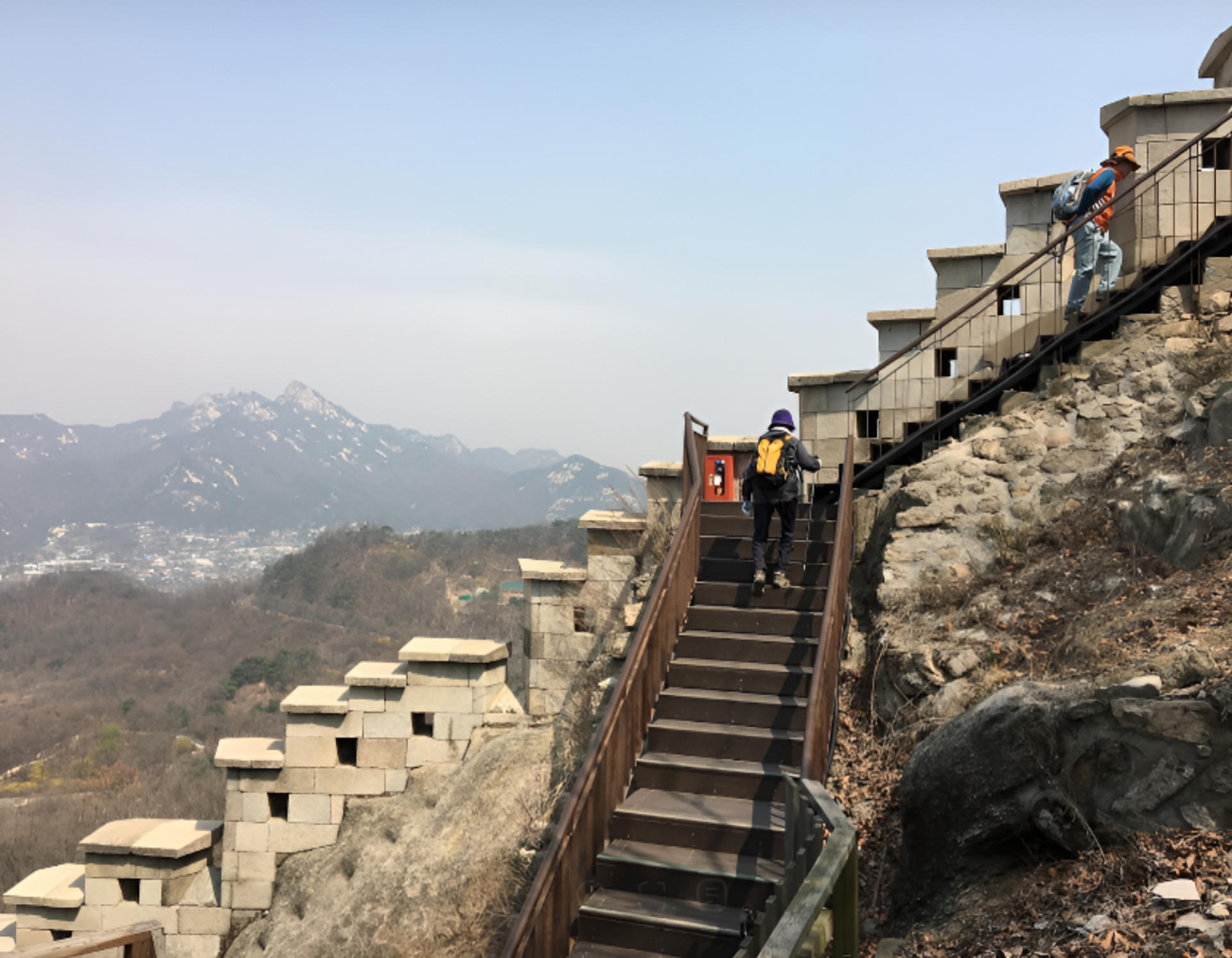 Seoul Bukak Mountain Hiking &  Gyeongbokgung Palace Ceremony Tour - Thumbnail 45