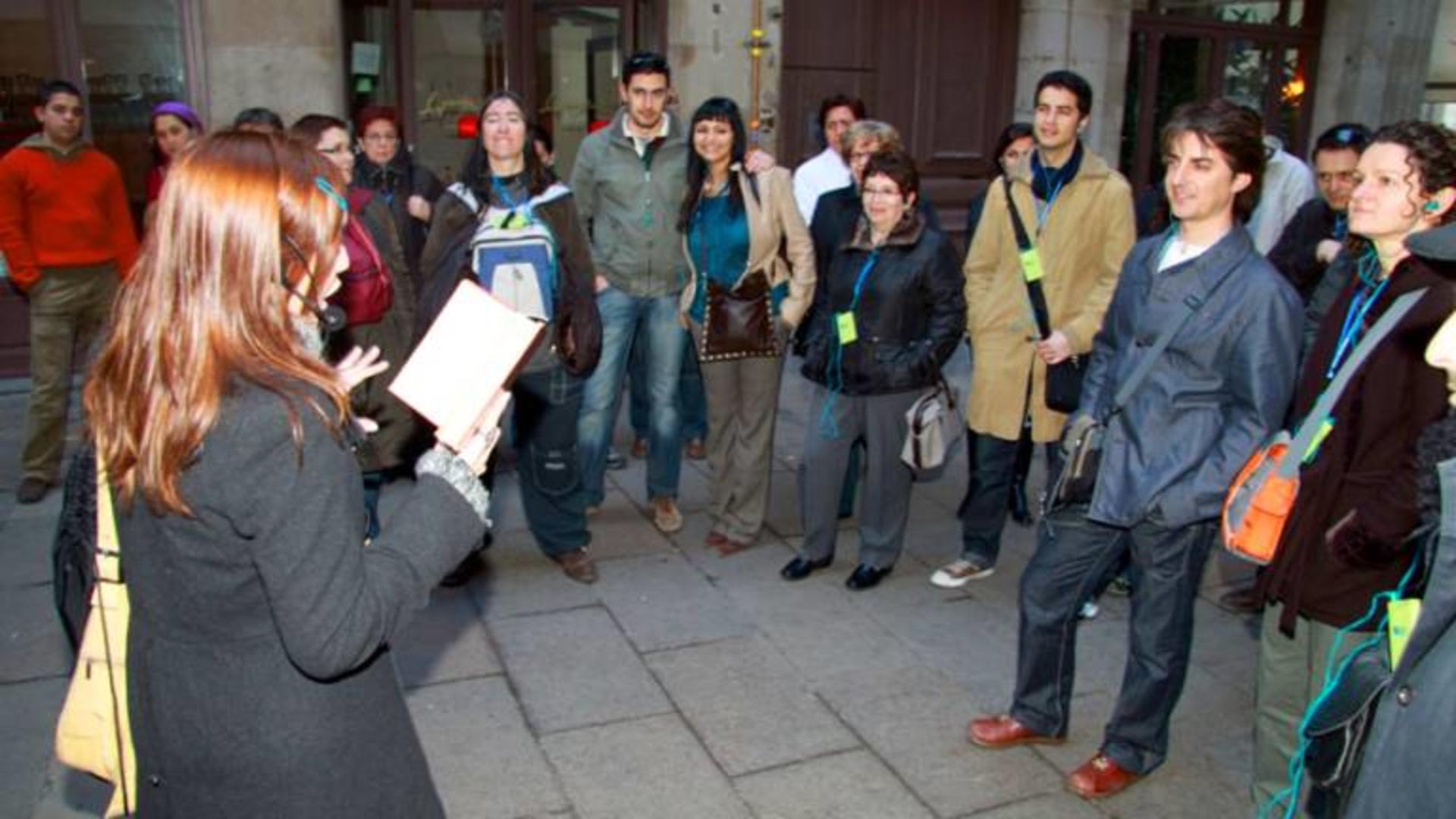 Barcelona Arc Del Teatre Half-Day Small Group Historical Tour - Thumbnail 3