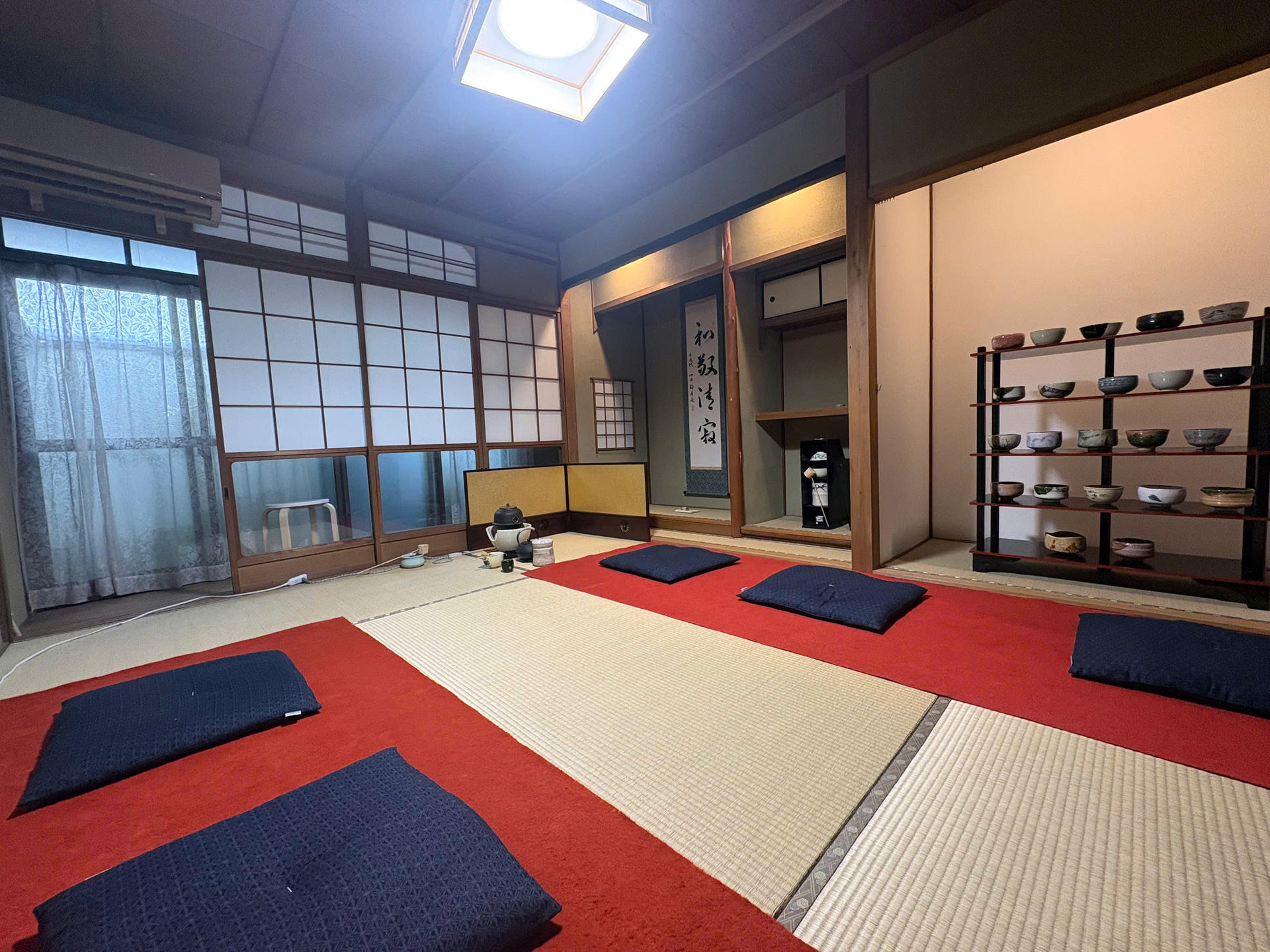 Kyoto: Kimono, Tea Ceremony with Japanese Garden and Studio - Thumbnail 4