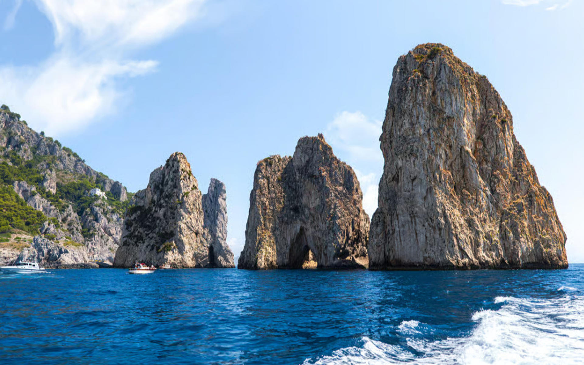 Naples - Capri Island Fast Ferry Ticket	 - Thumbnail 4
