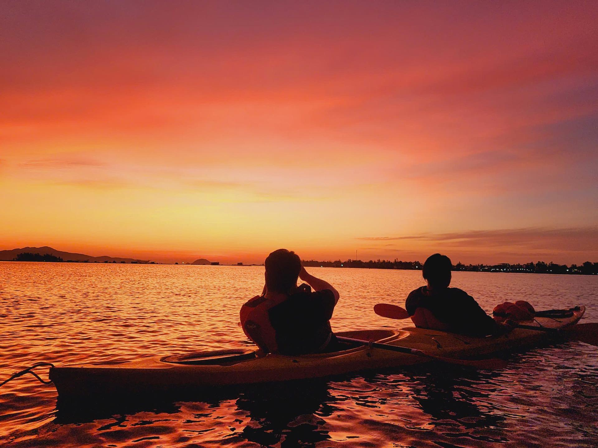 Sunrise Kayaking Experience in Hoi An - Thumbnail 62