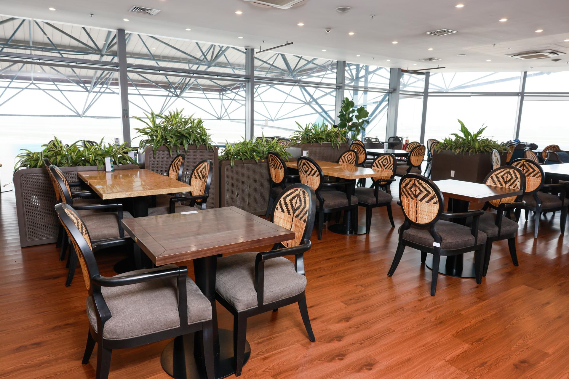 SH Premium Lounge Service in Noi Bai International Airport (HAN) - Thumbnail 7