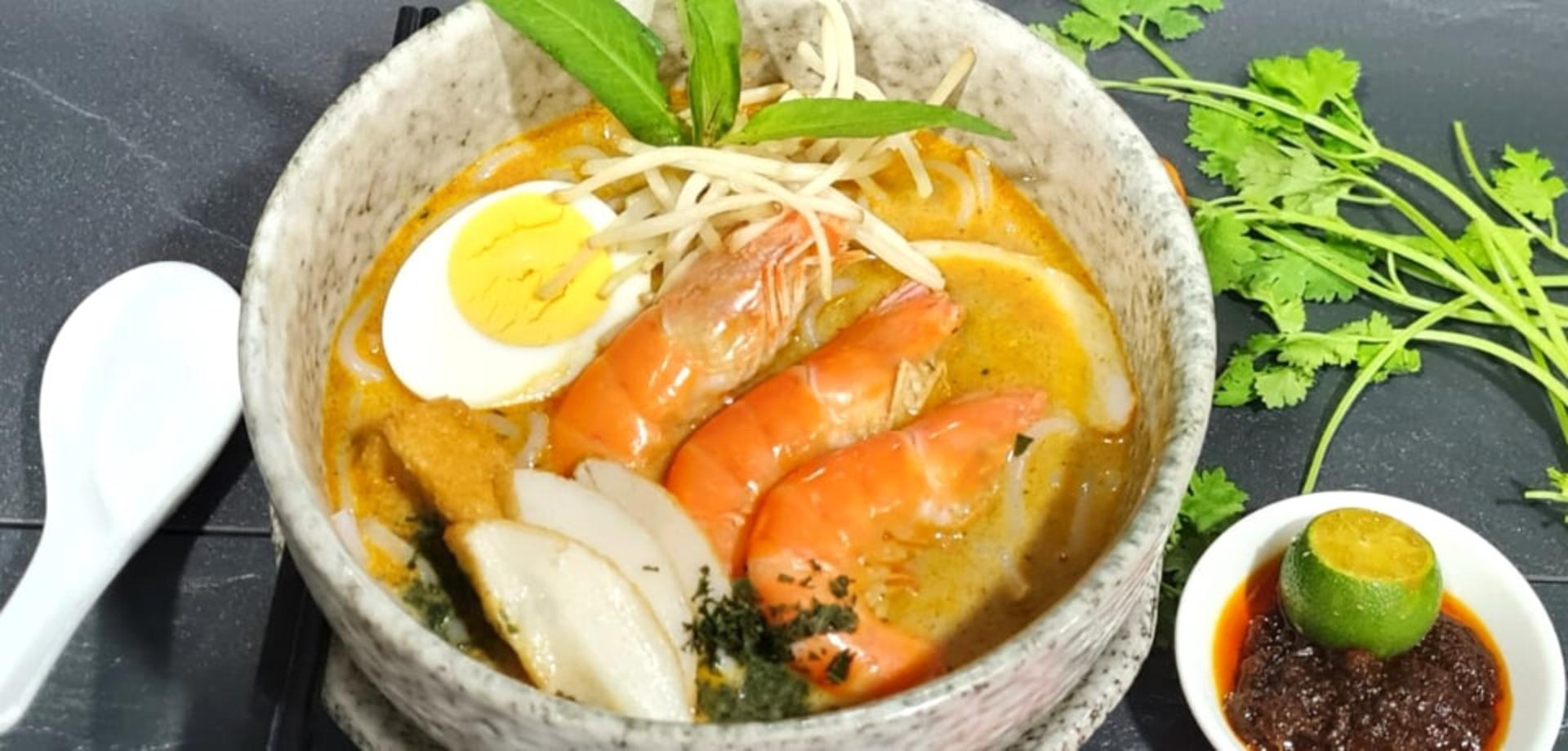 Petite Menu at Aqueen Paya Lebar - Thumbnail 3