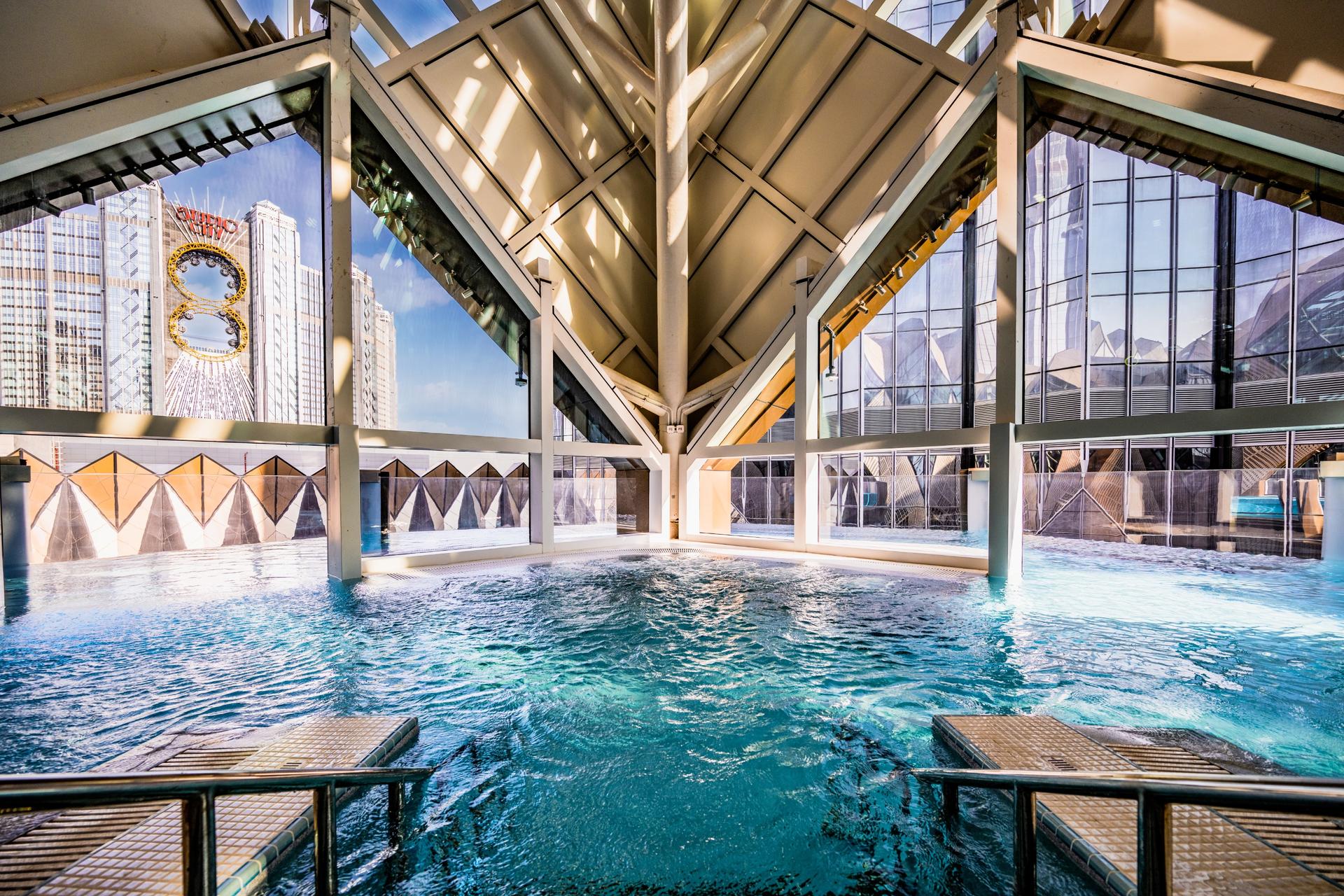 Studio City Water Park in Macau - Thumbnail 37