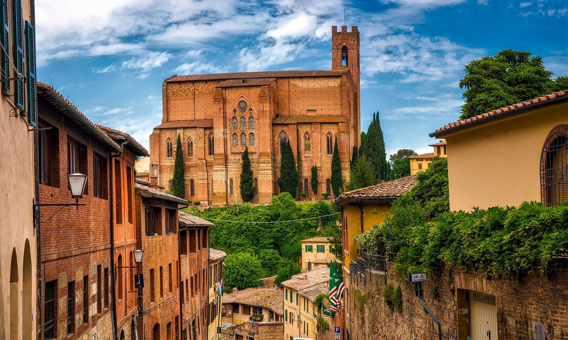 Tuscany in a Day from Florence: Pisa, San Gimignano, Siena & Chianti - Thumbnail 5