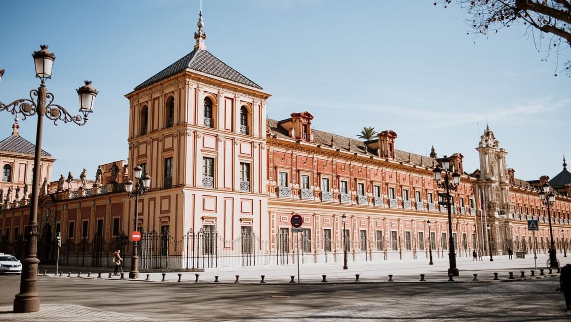Seville: Guided Monumental Walking Tour - Thumbnail 3