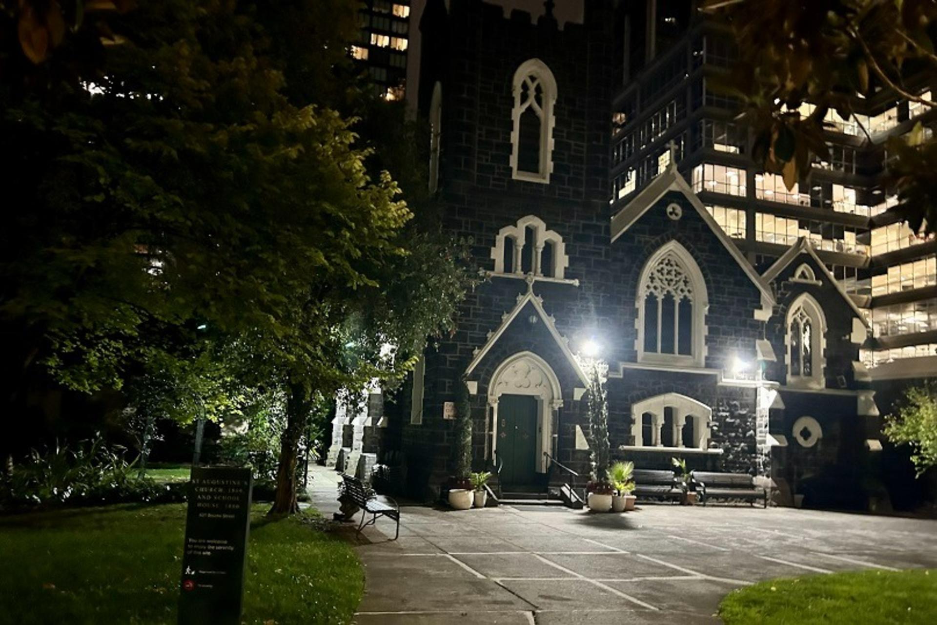 Spirits and Ales Haunted Pub Tour in Melbourne - Thumbnail 7