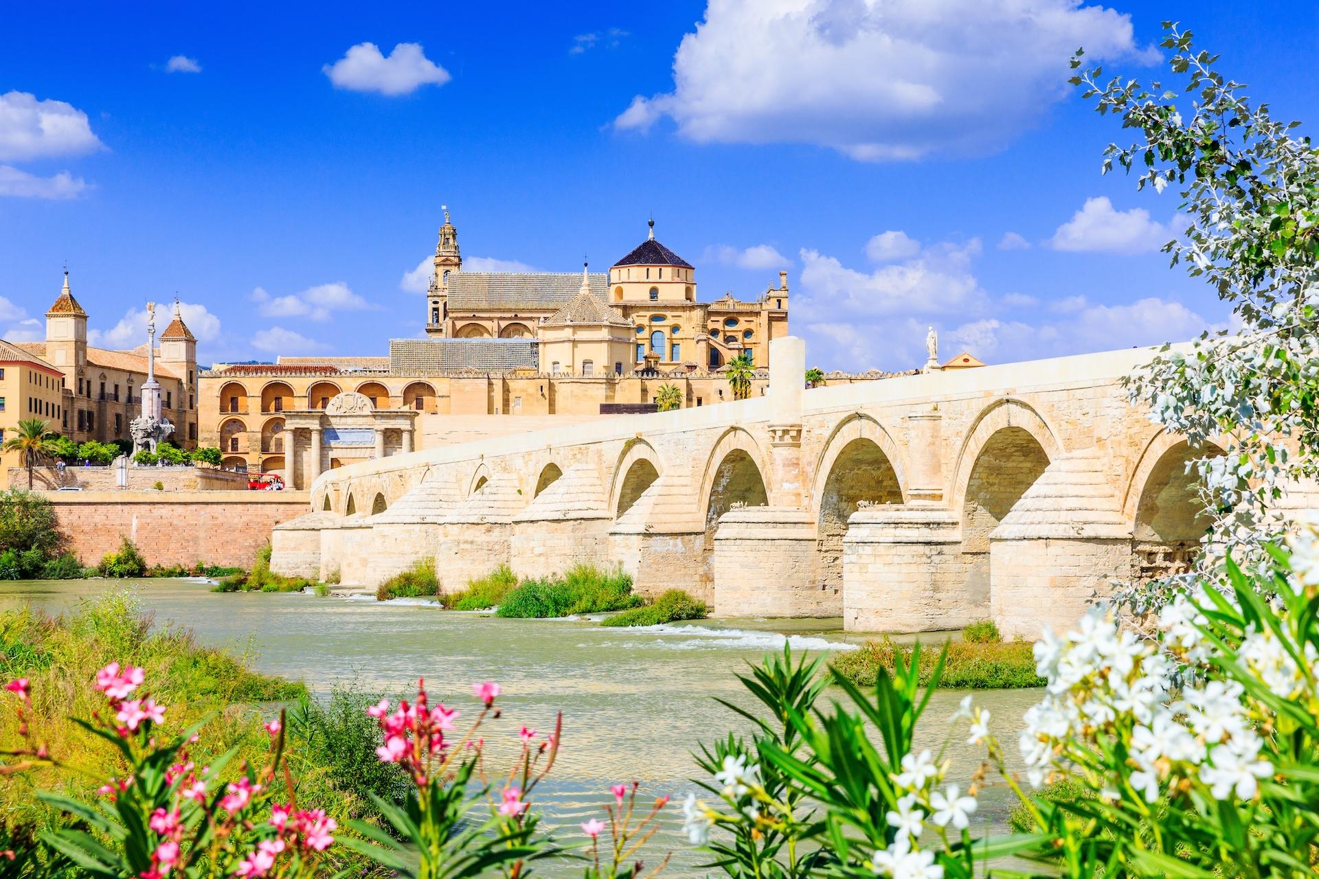 Cordoba Mosque-Cathedral, Alcazar and Synagogue Tour - Thumbnail 3