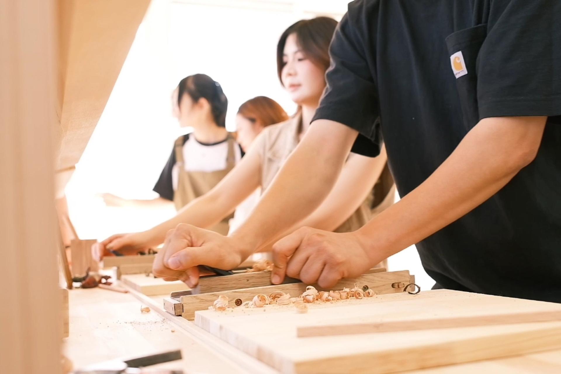 Original Japanese Chopstick Making Experience in Kyoto Gion (CHOPSTICKS LAB MISAKI) - Thumbnail 10