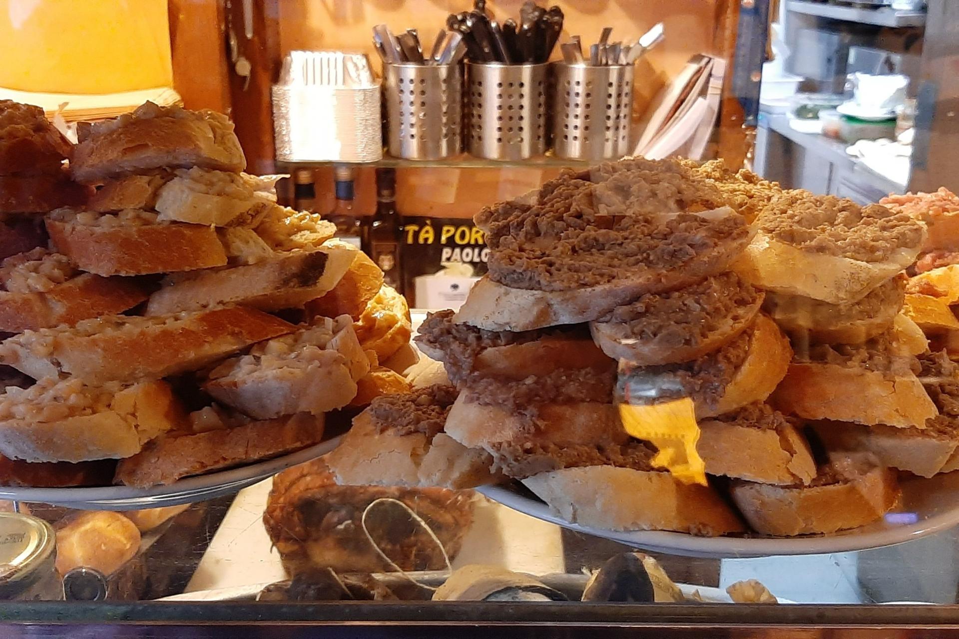 Florence Food Tour with All'Antico Vinaio Skip-the-Line Ticket - Thumbnail 3