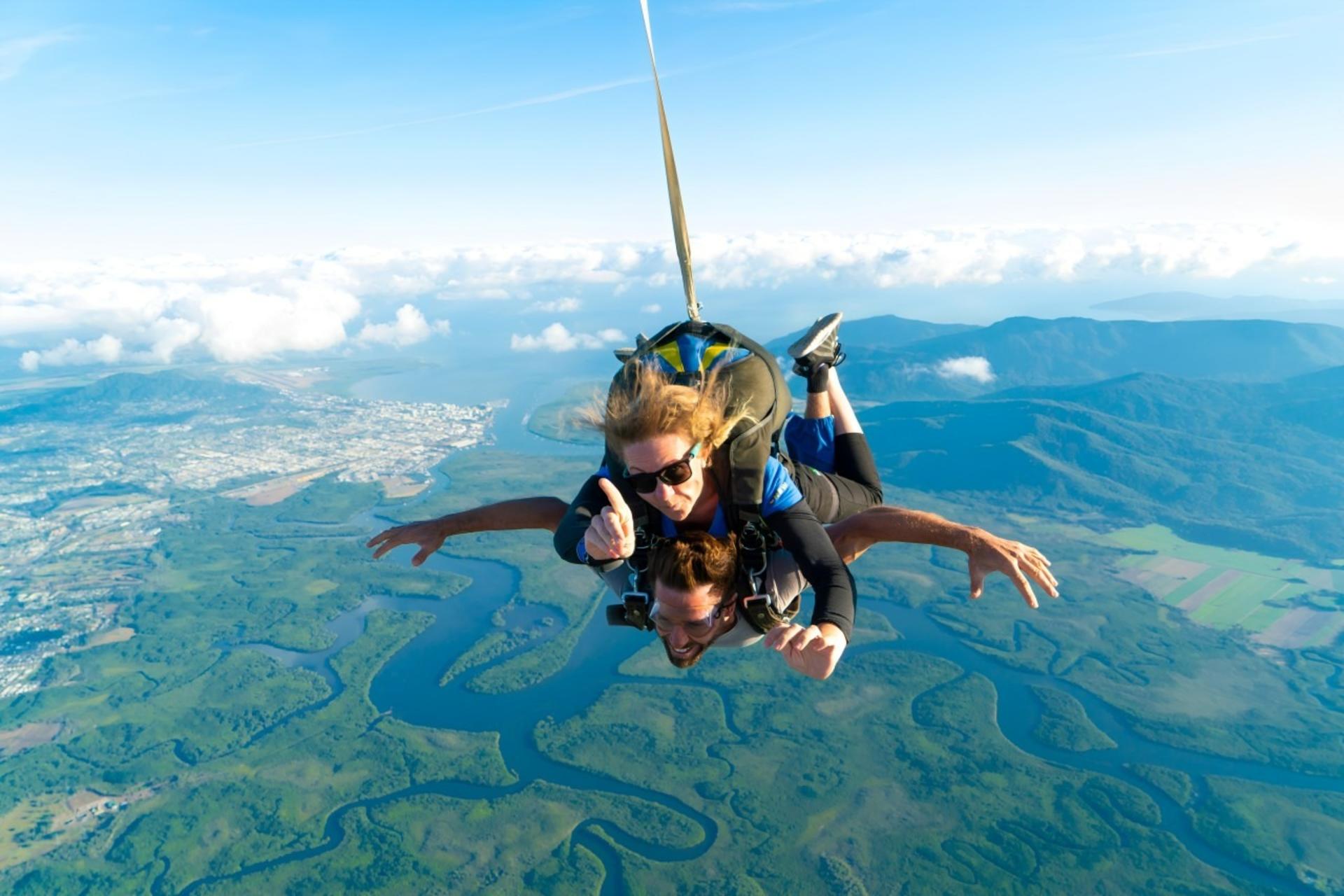 Cairns Skydive Experience - Thumbnail 16
