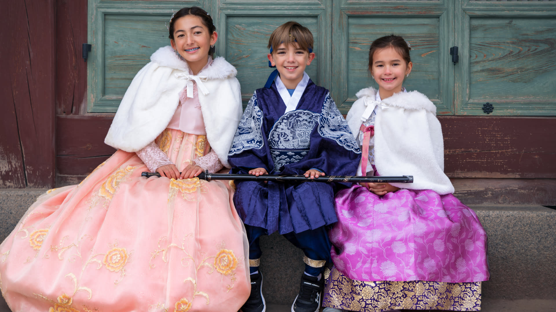 [Daehan Hanbok] Gyeongbokgung Hanbok Rental & Photoshoot Experience - Thumbnail 42