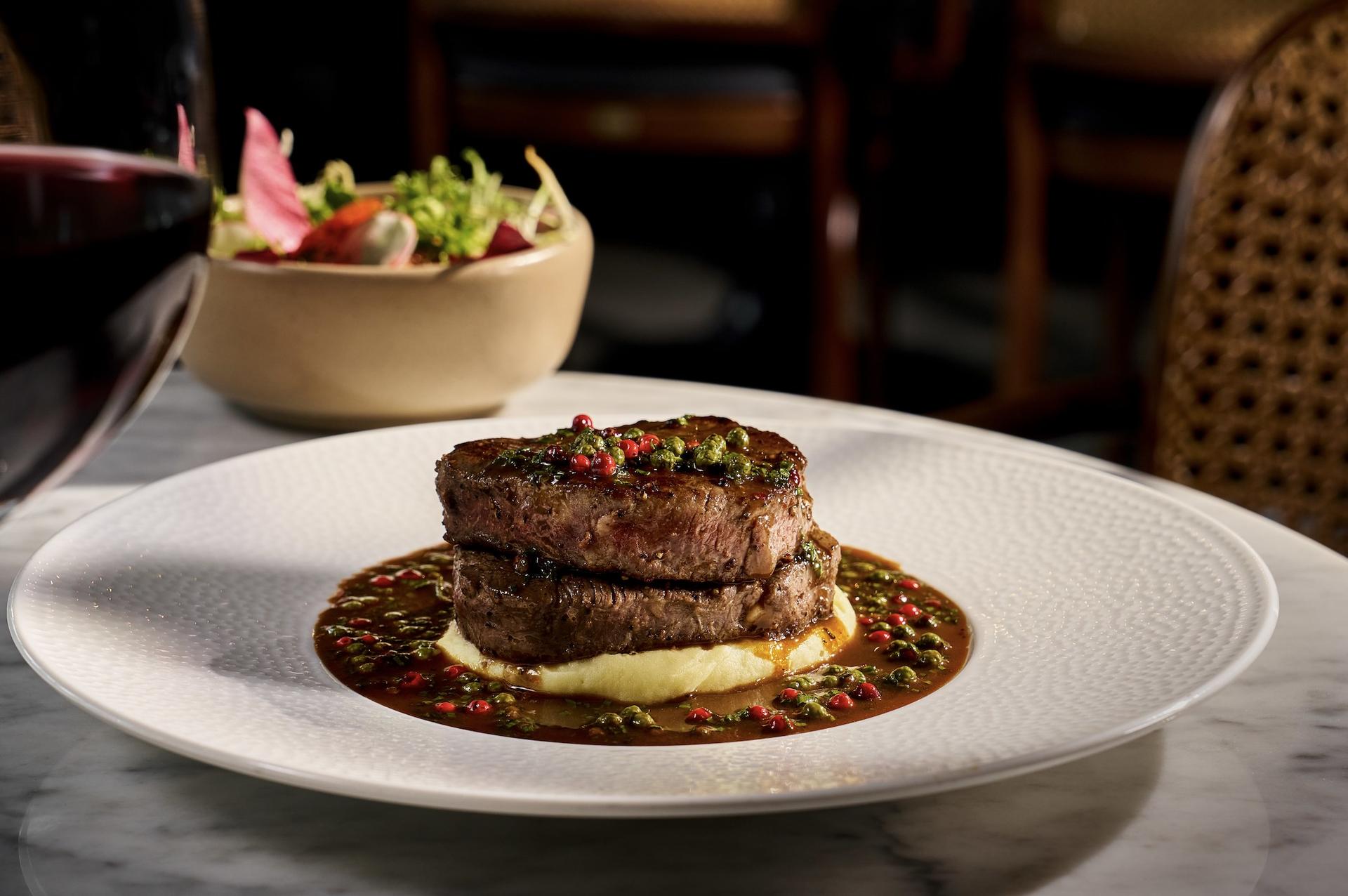 The Stamford Brasserie at Swissotel The Stamford, Singapore - Thumbnail 10