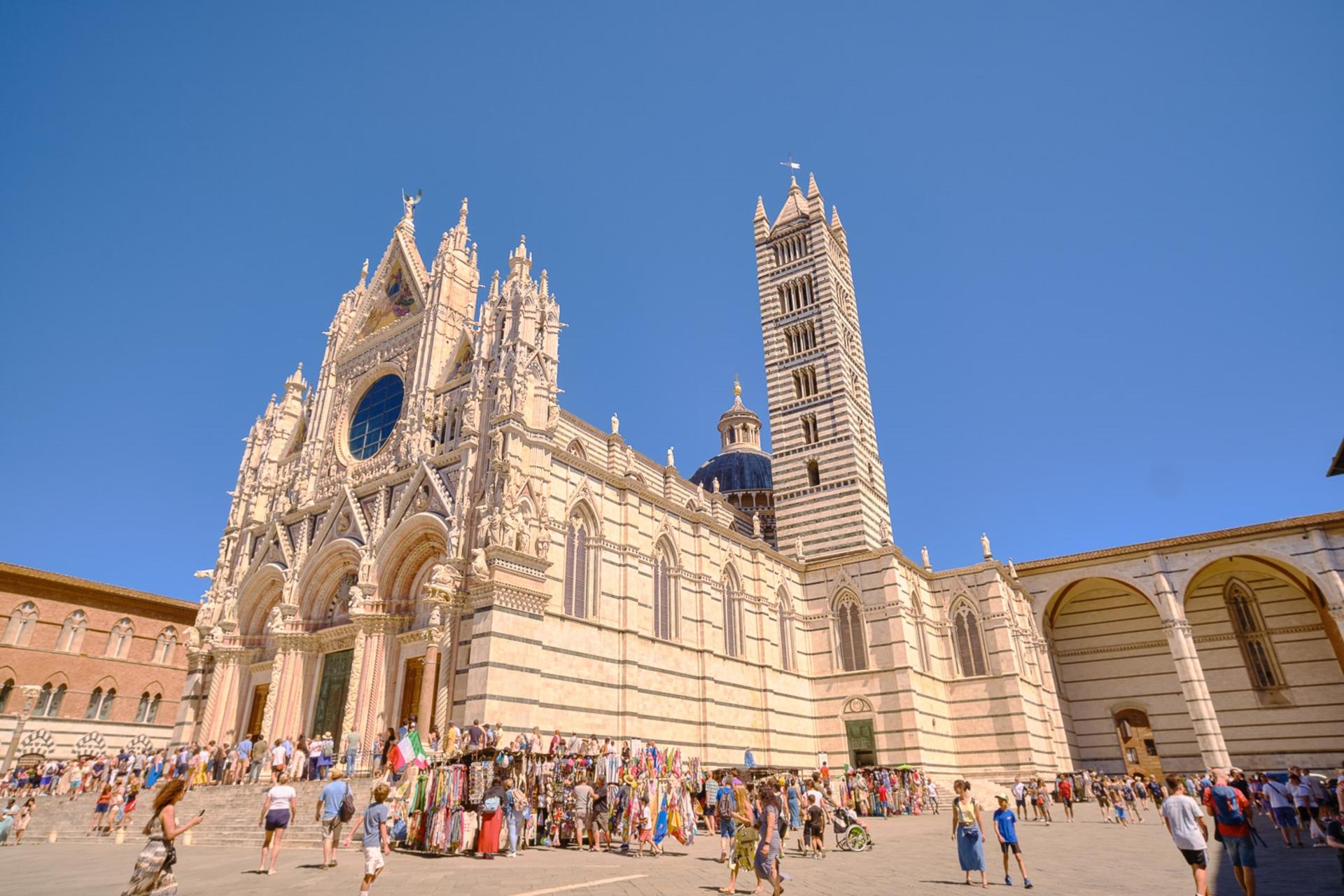 Siena, San Gimignano, Monteriggioni, and Chianti Wine Tasting Tour - Thumbnail 20