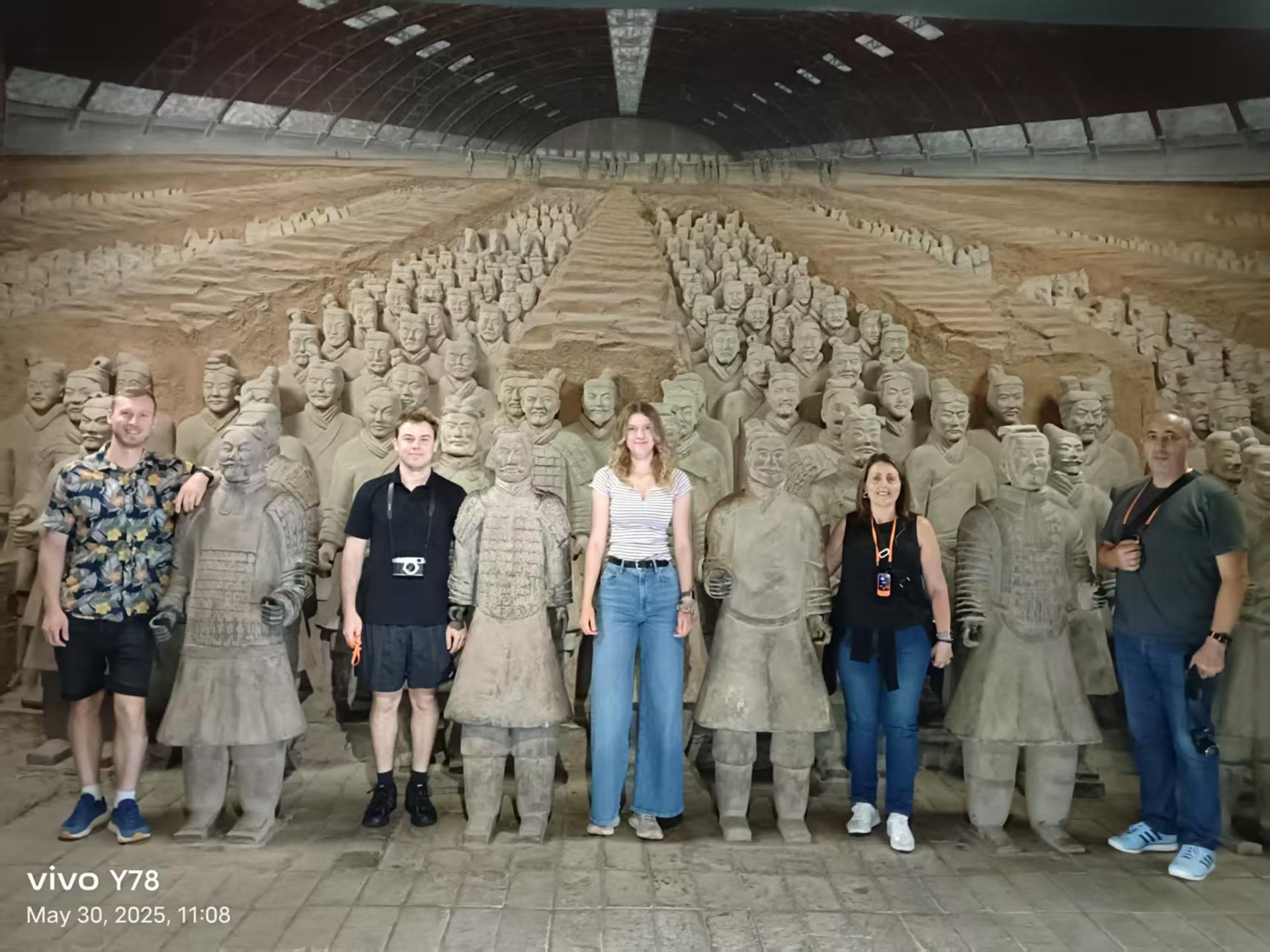 Xi'an: Terracotta Army Small Group Tour (6 or 16 Guests) - Thumbnail 22