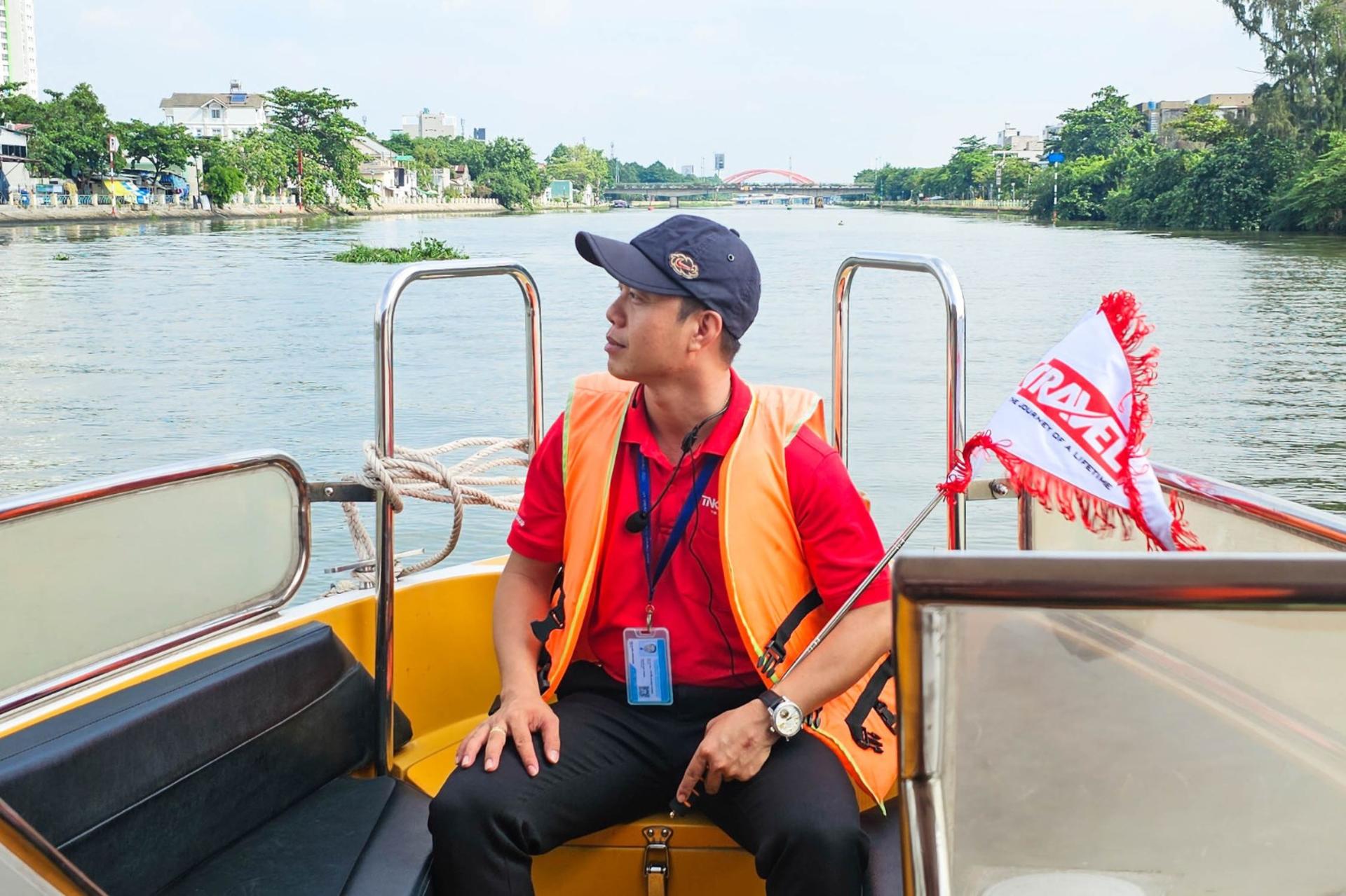 Cu Chi Tunnels Half-Day Guided Tour by Speedboat - Thumbnail 3