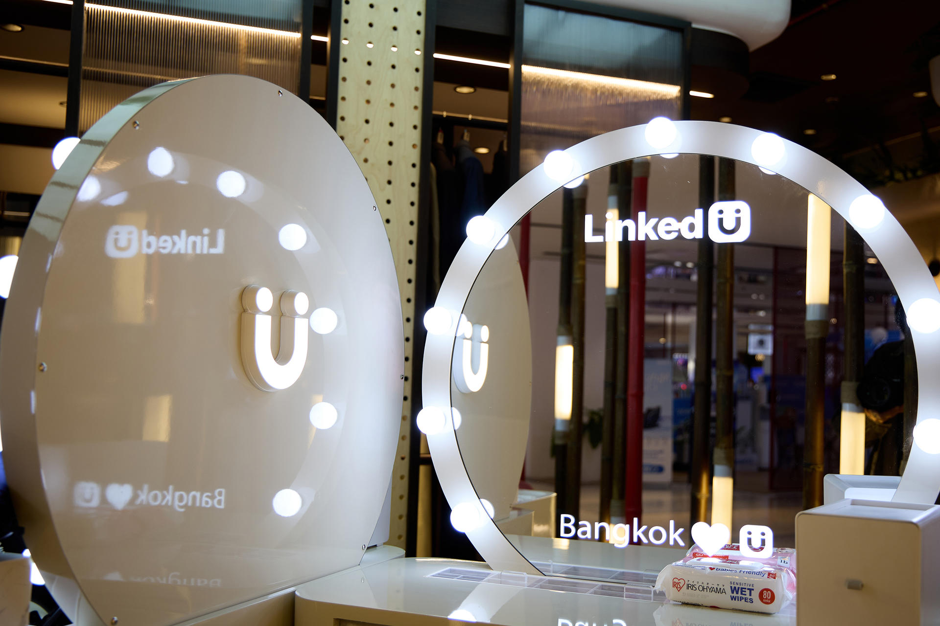 Portraits Studio by Linked U Studio at Central World in Bangkok - Thumbnail 27
