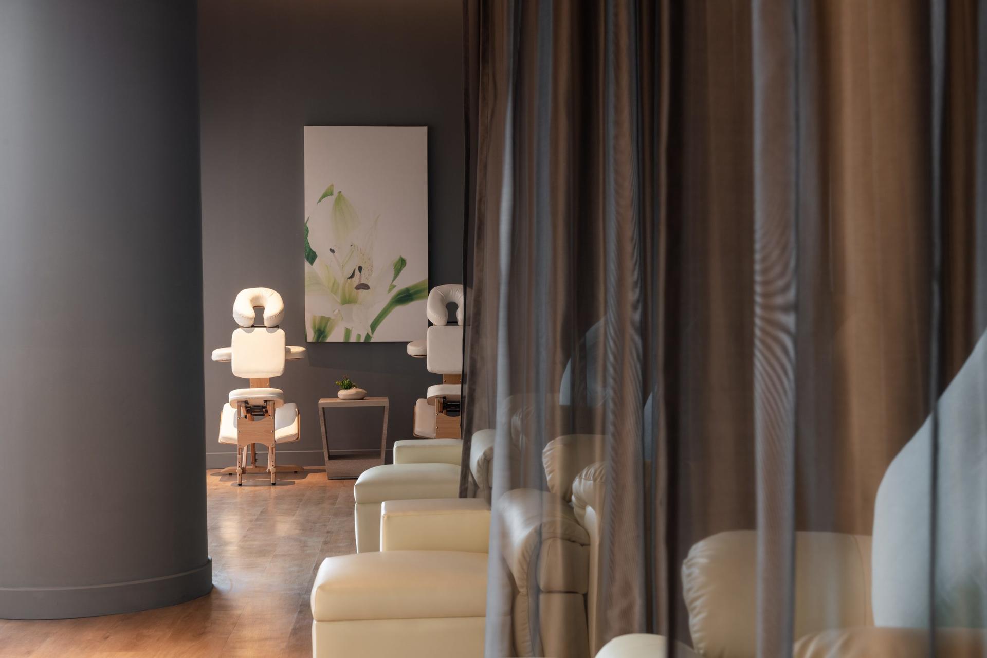 Let's Relax Spa at Terminal 21 Rama 3 in Bangkok - Thumbnail 6