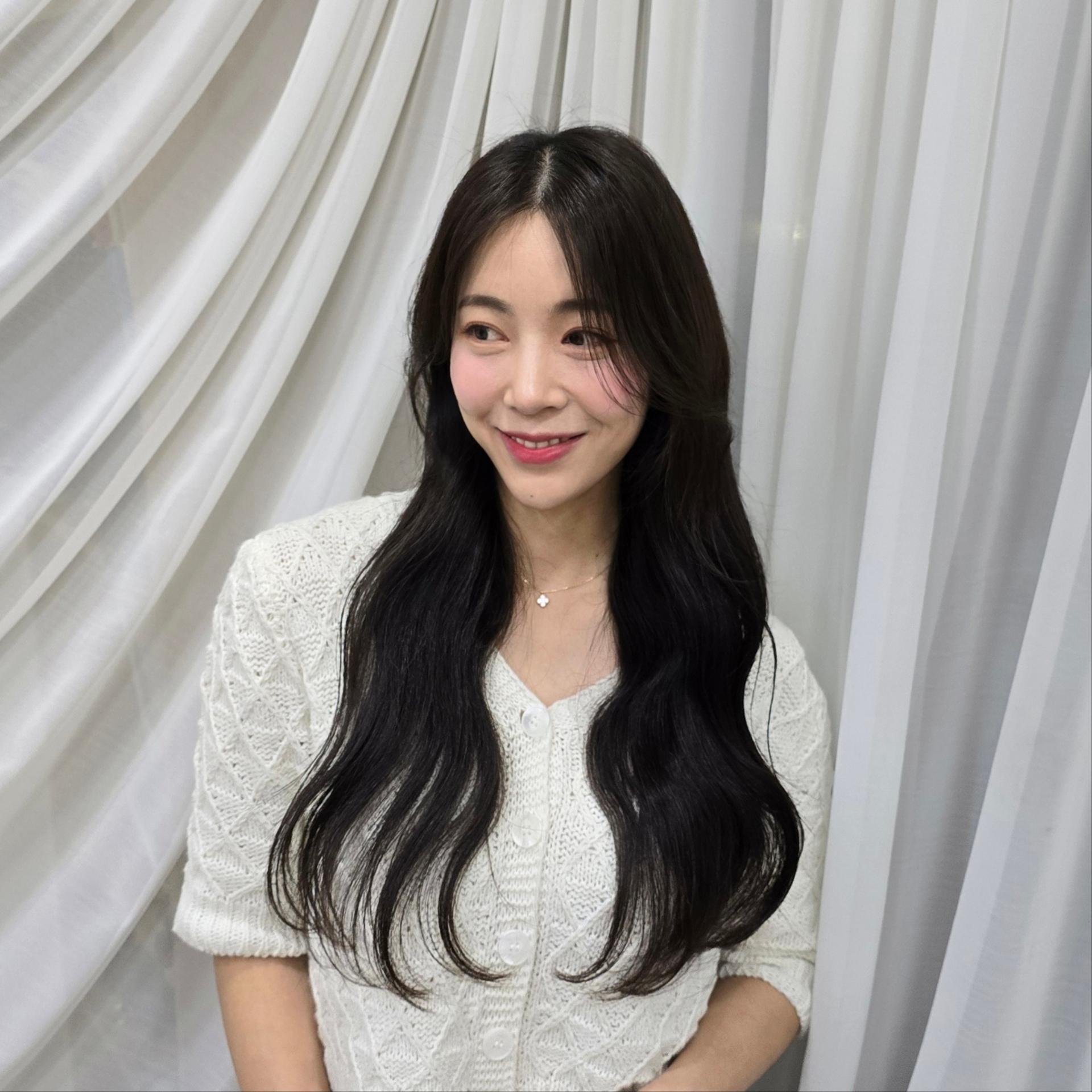 Lee Chul Hair KerKer Color & Perm hair Service in Seoul, Wangsimni - Thumbnail 117