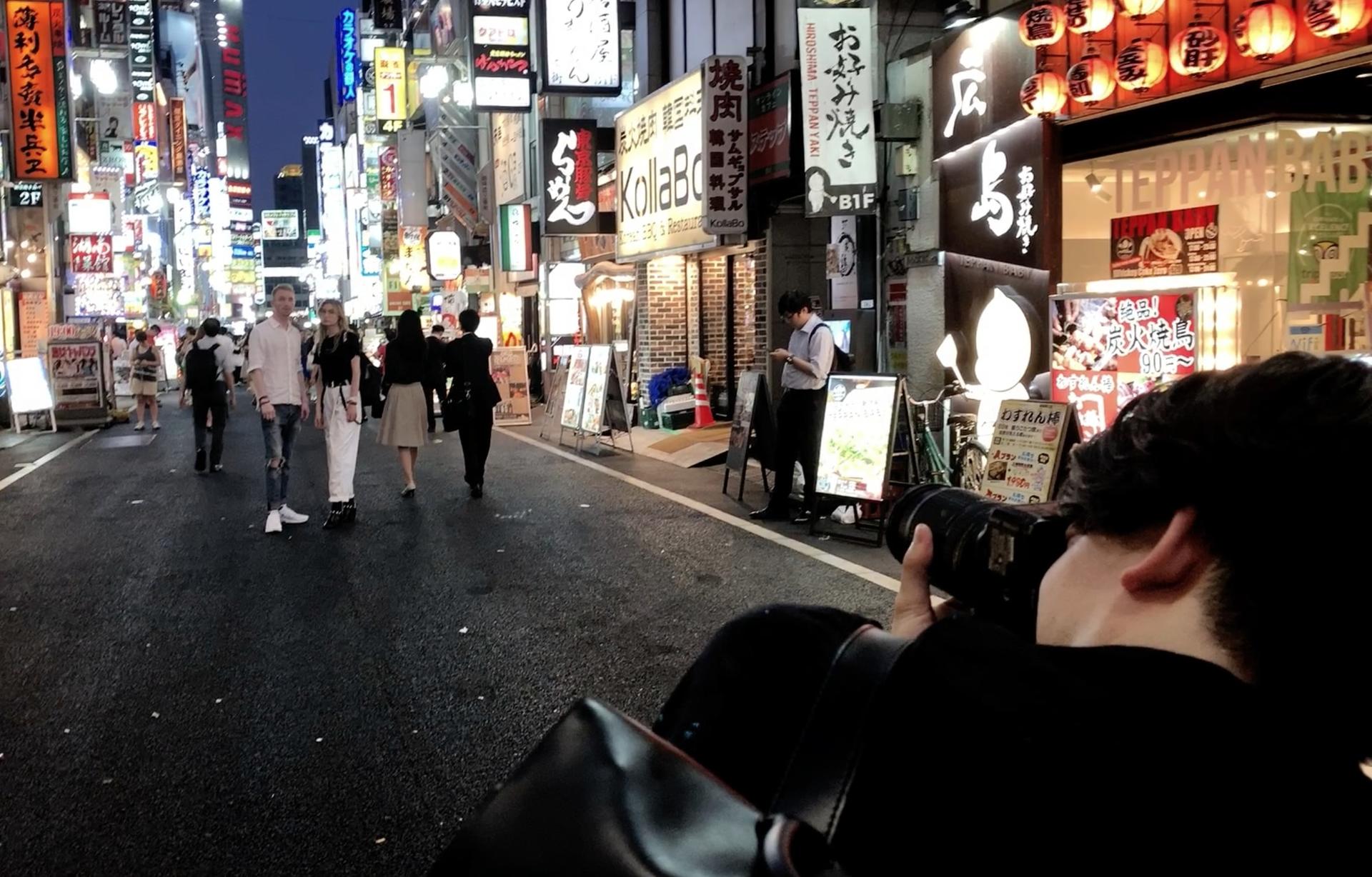 Tokyo by Night City Exploration Photography Tour - Thumbnail 43