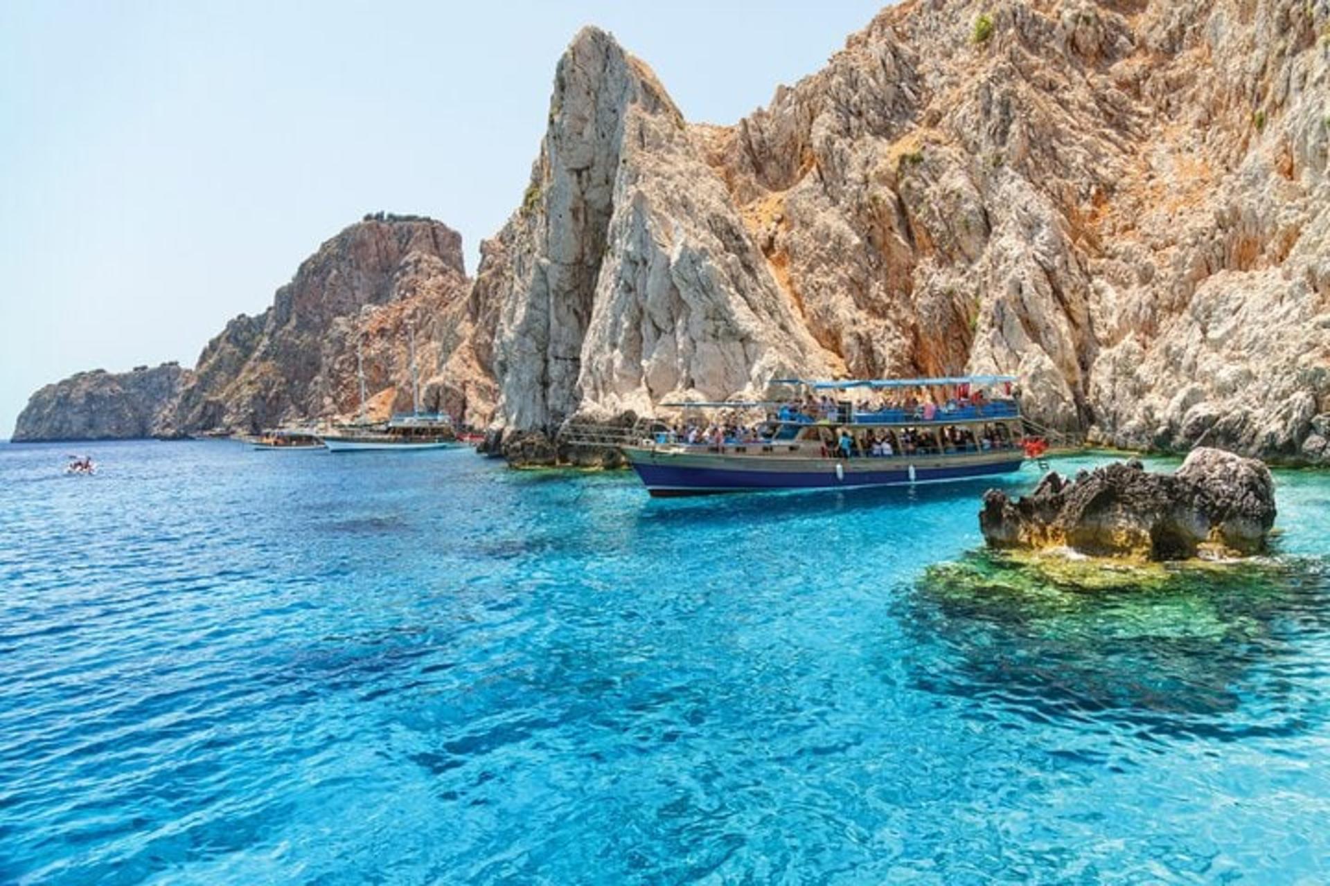 Suluada Boat Trip Full-Day Tour with Transfers - Thumbnail 6