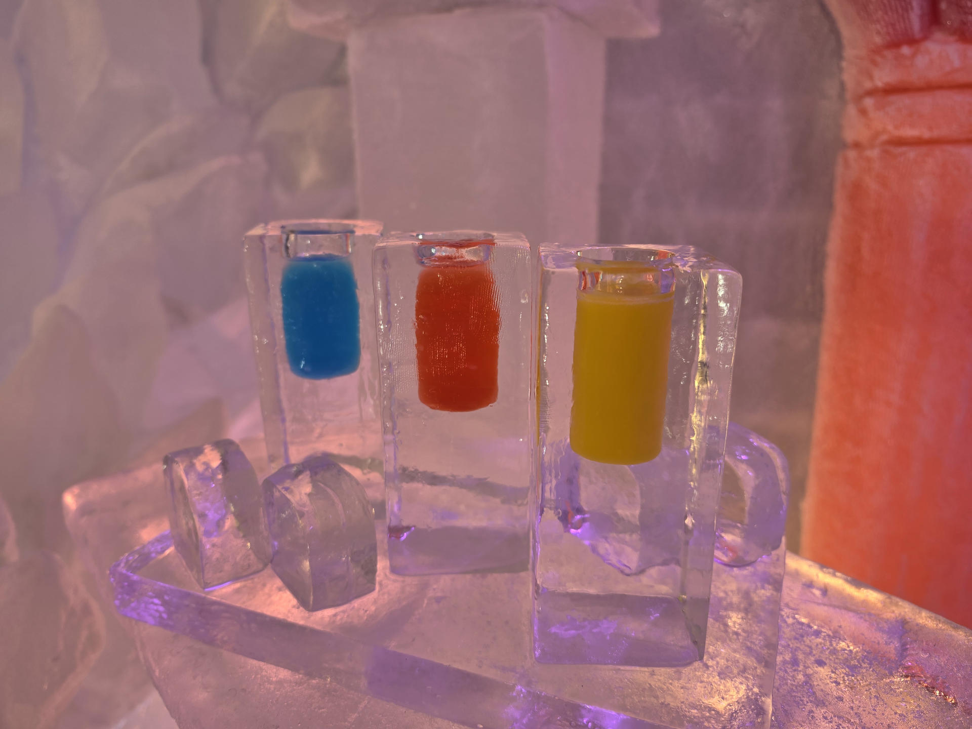 Hongdae Ice Cafe Experience with Drink & Refill in Seoul - Thumbnail 19